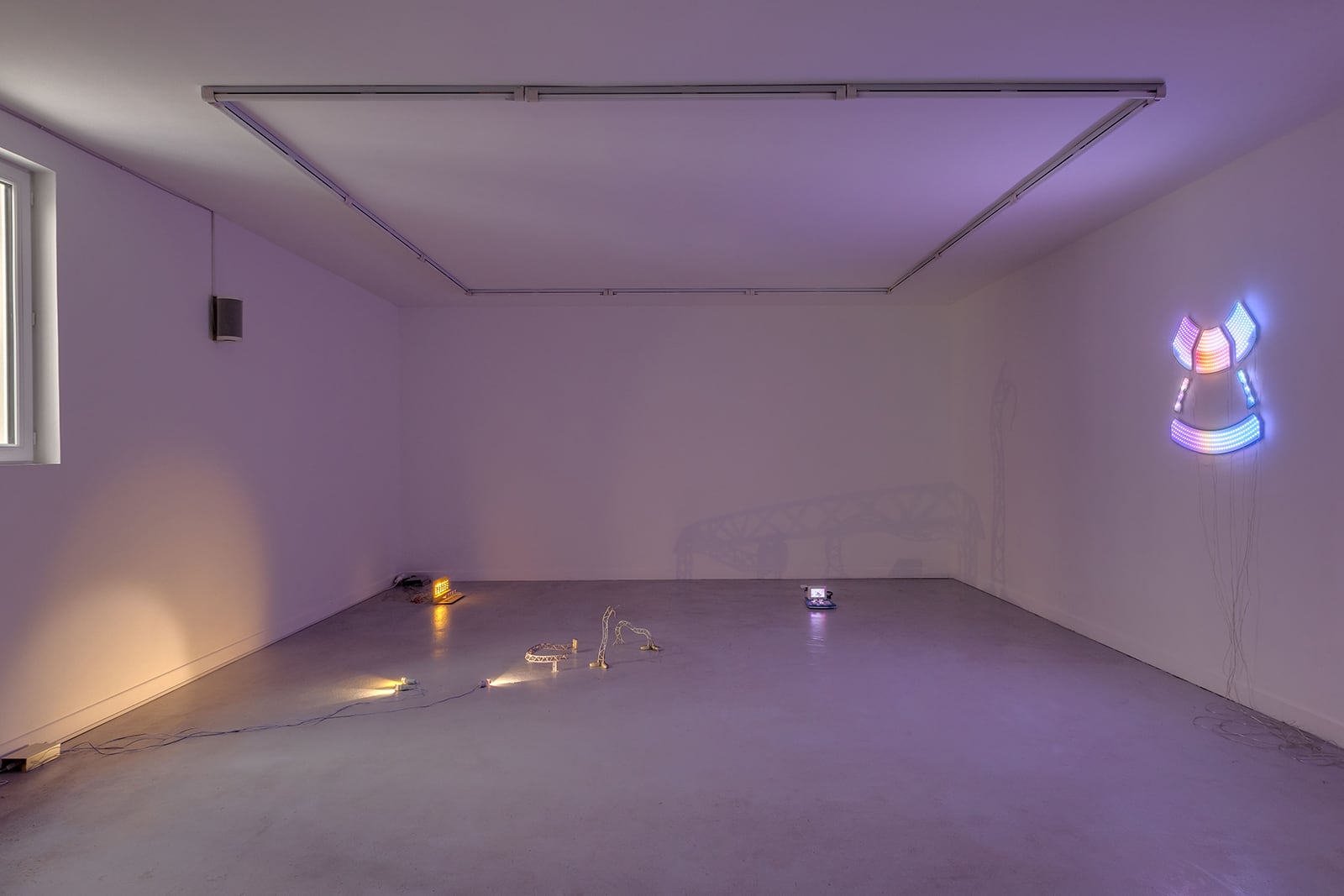 article image; primary-color: #7D677C;