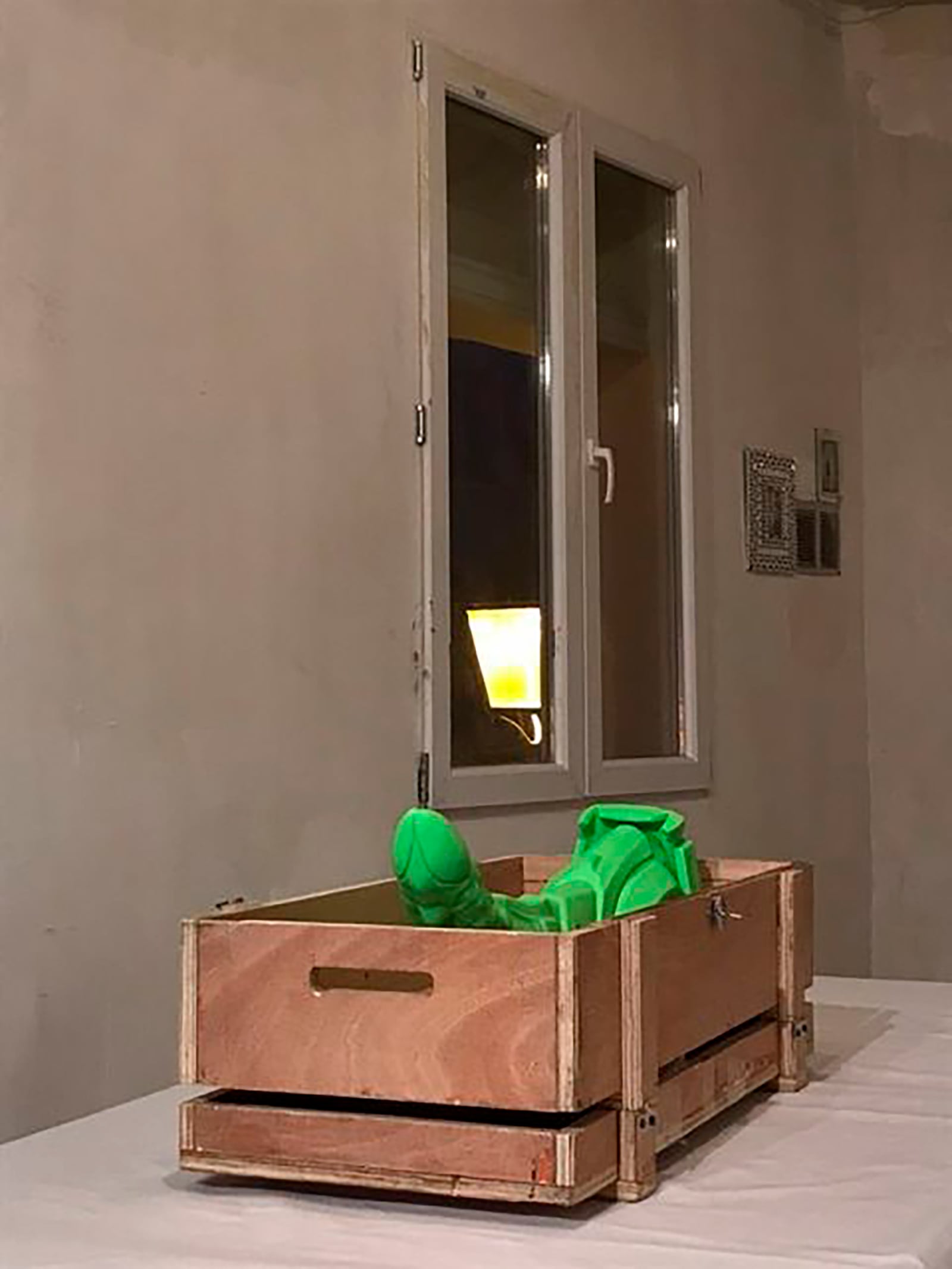 article image; primary-color: #826D5C;