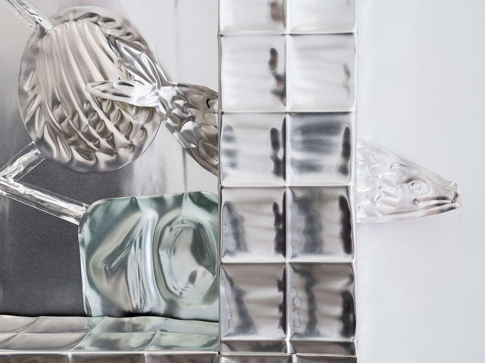 article image; primary-color: #B1B1B1;