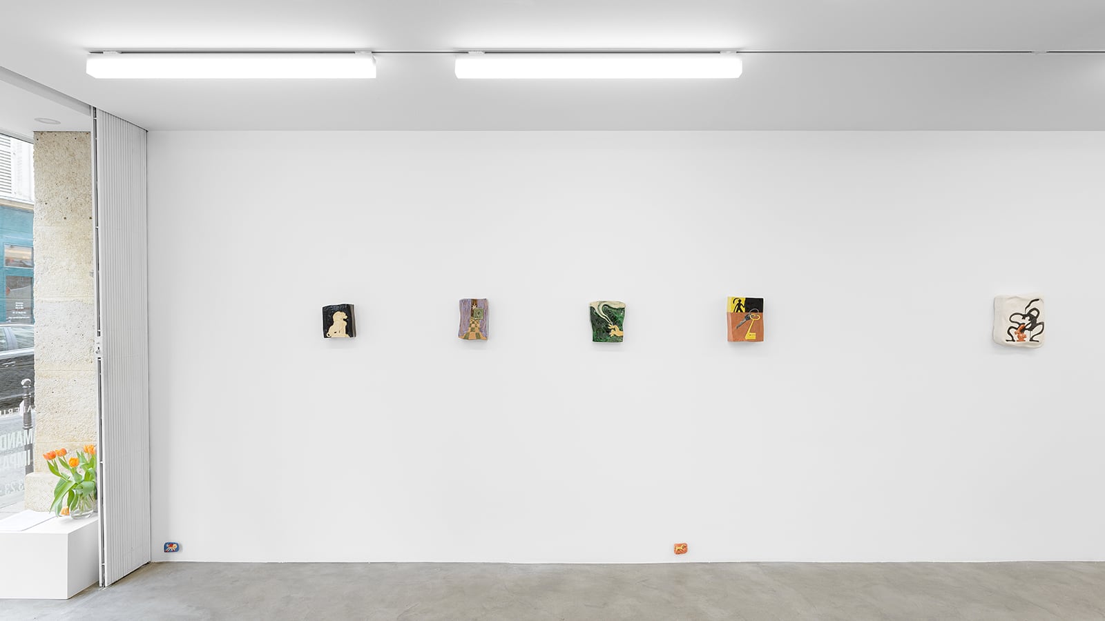 article image; primary-color: #D6D7D2;