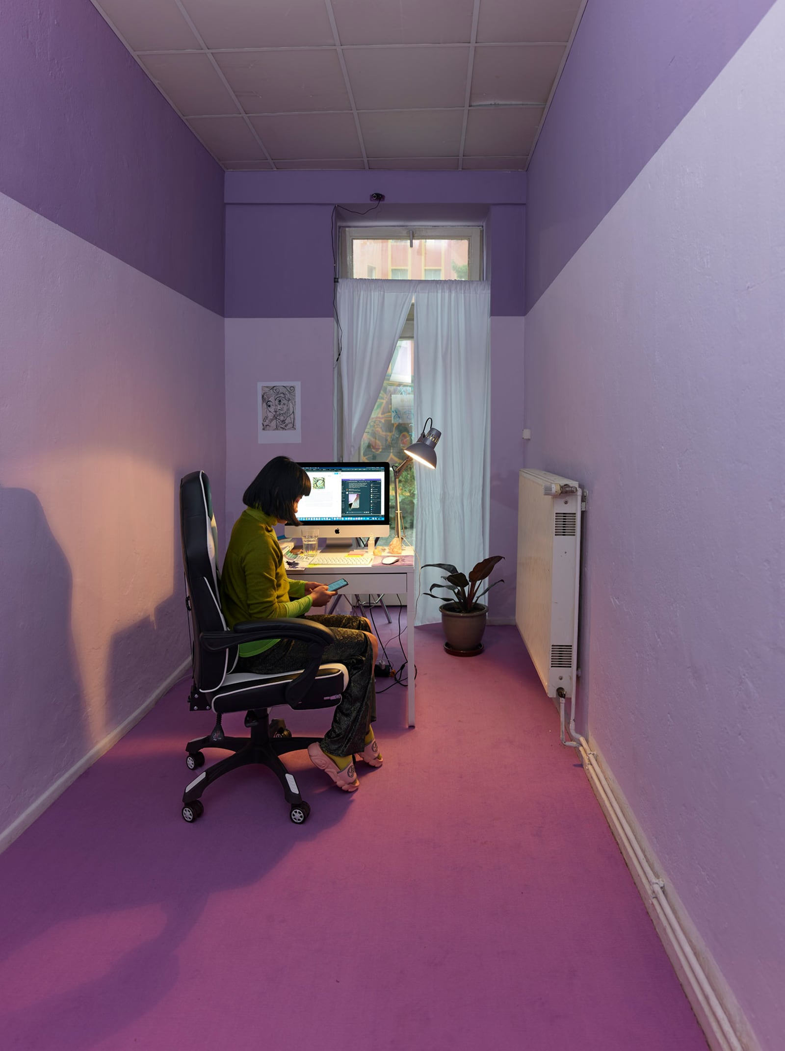 article image; primary-color: #7A5E75;