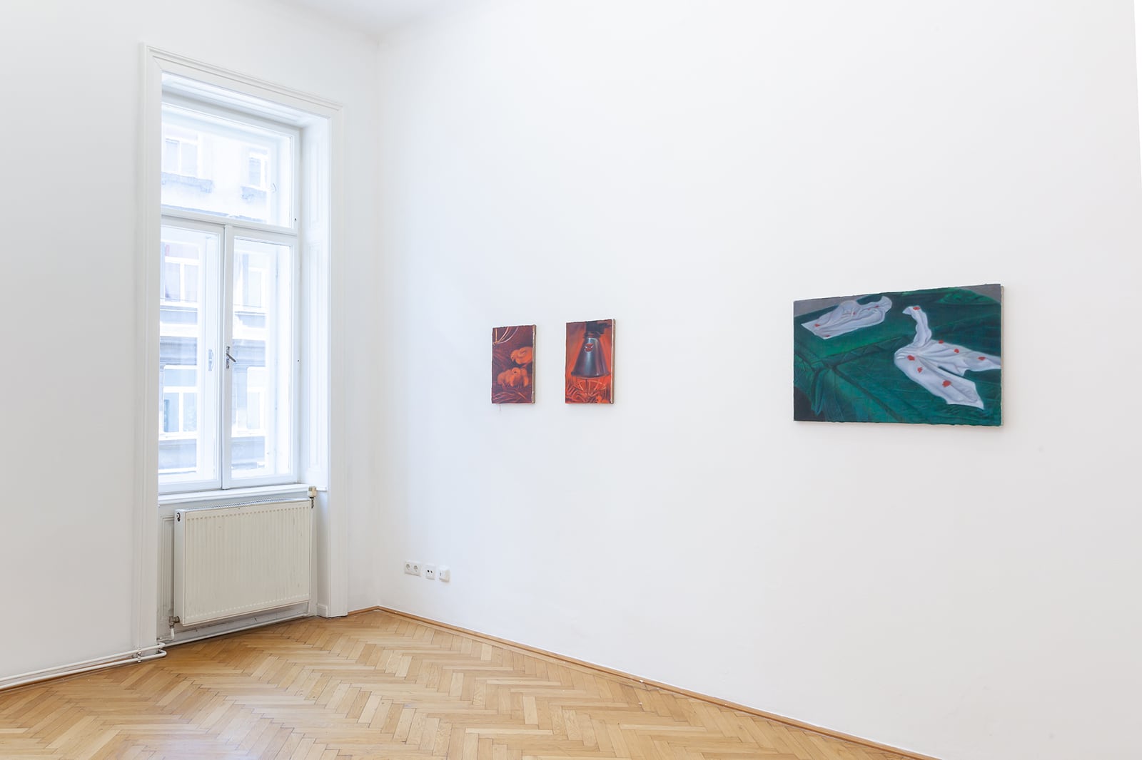 article image; primary-color: #DBD7D4;