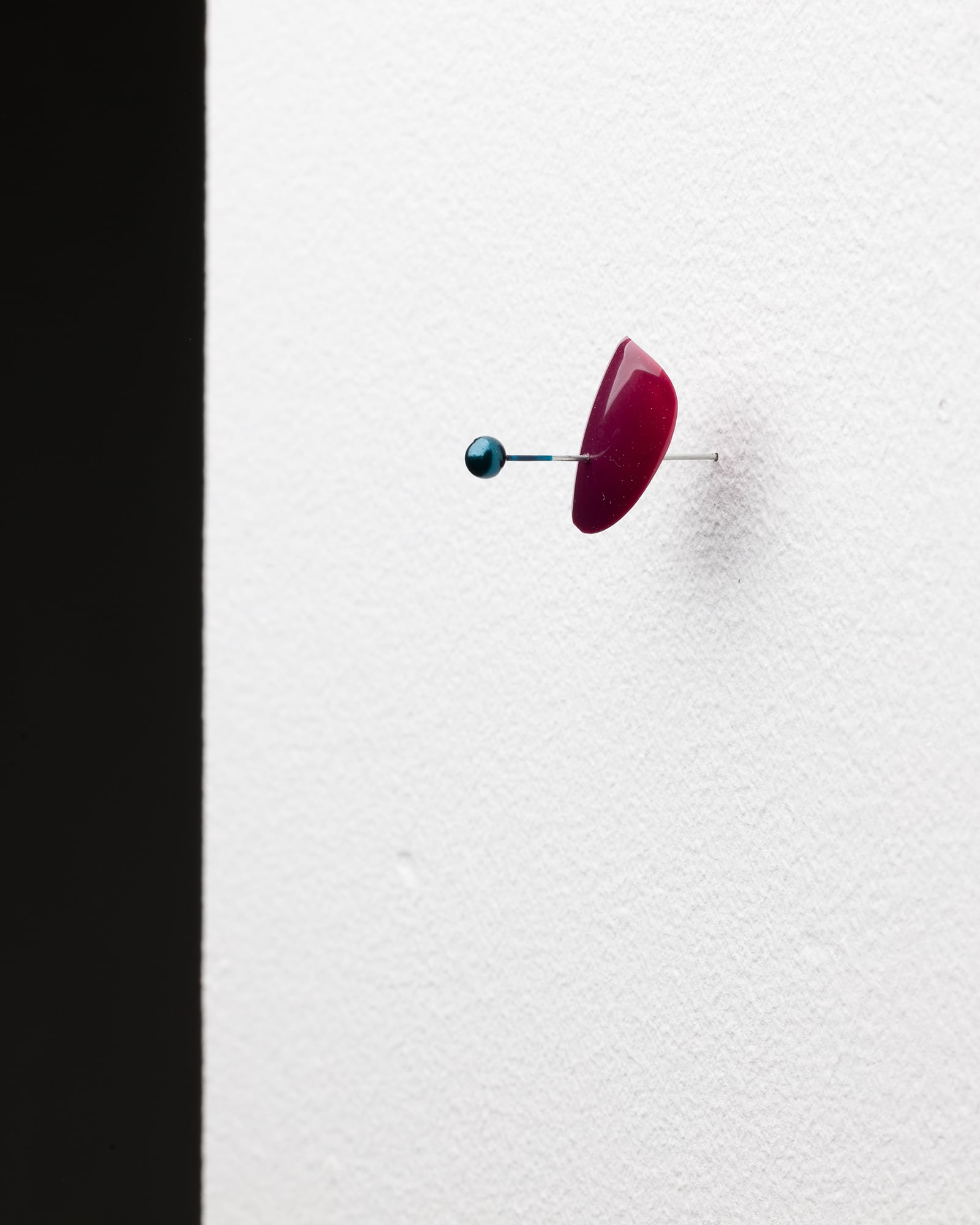 article image; primary-color: #BCBCBC;