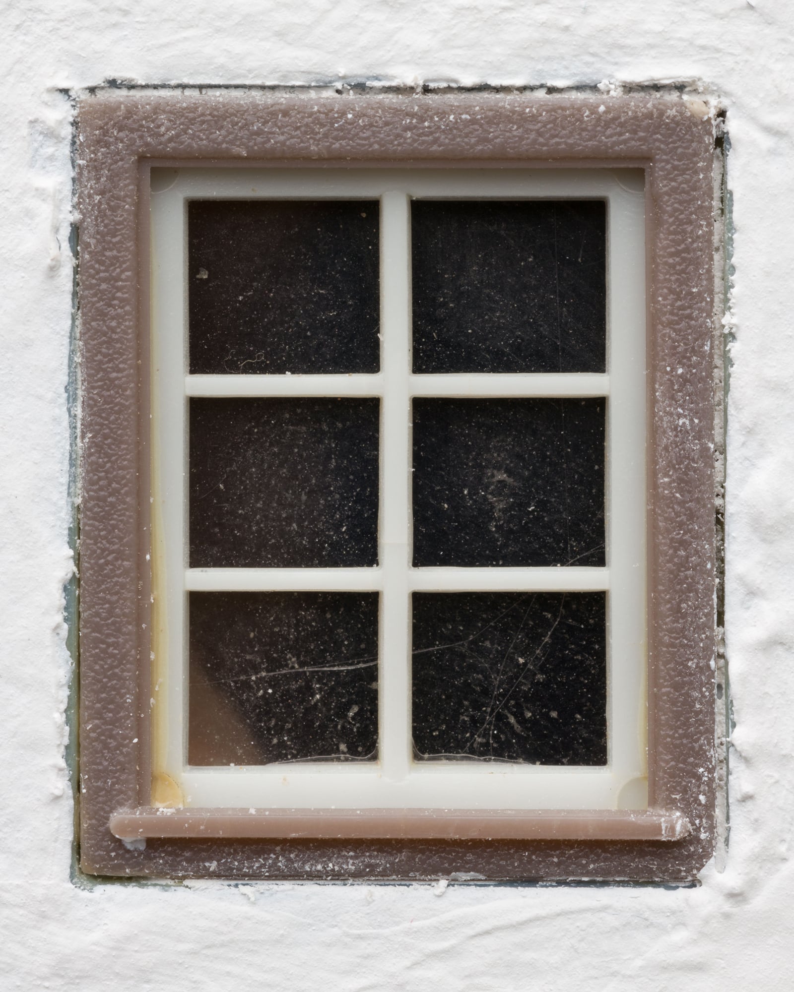 article image; primary-color: #938C86;