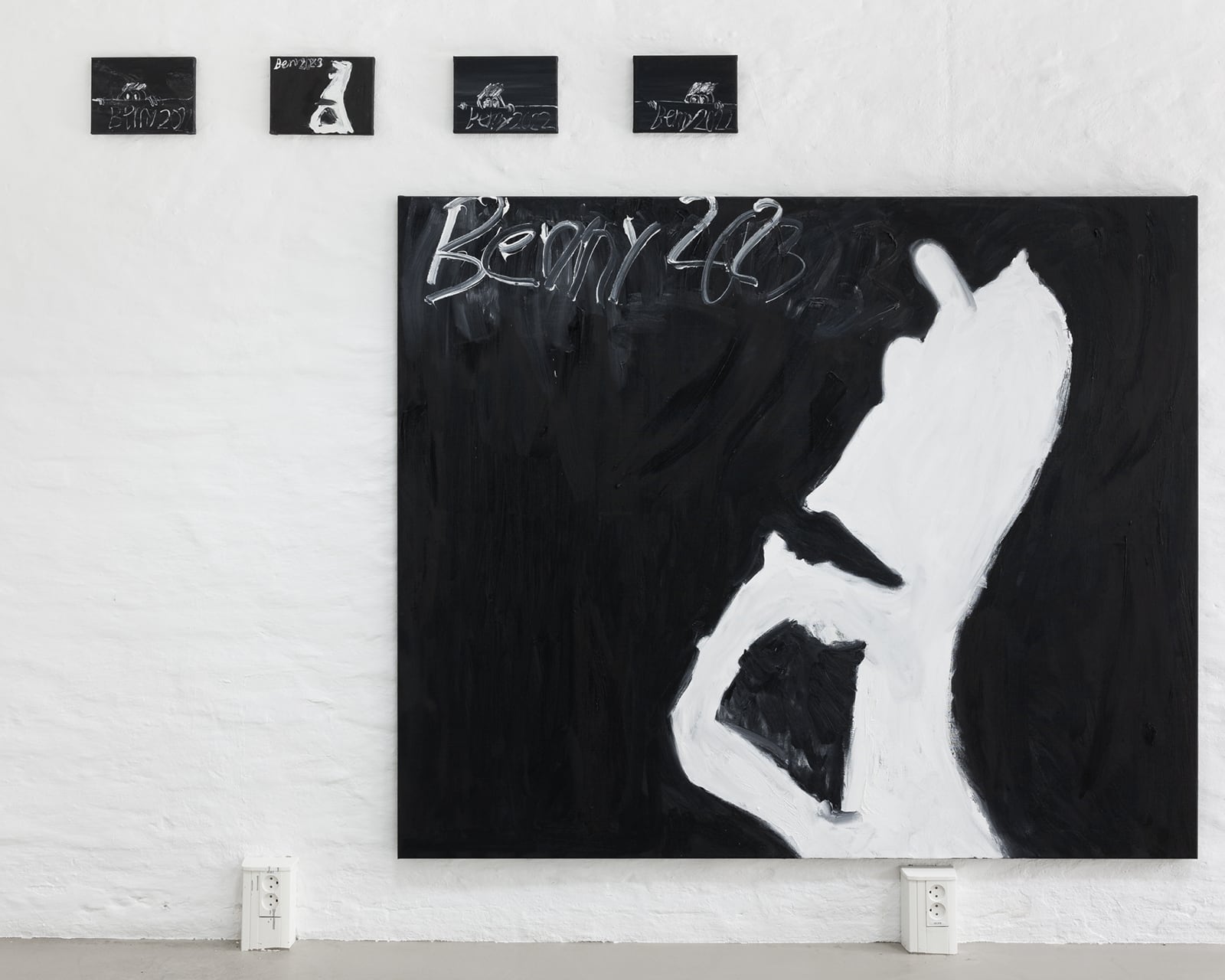 article image; primary-color: #949897;