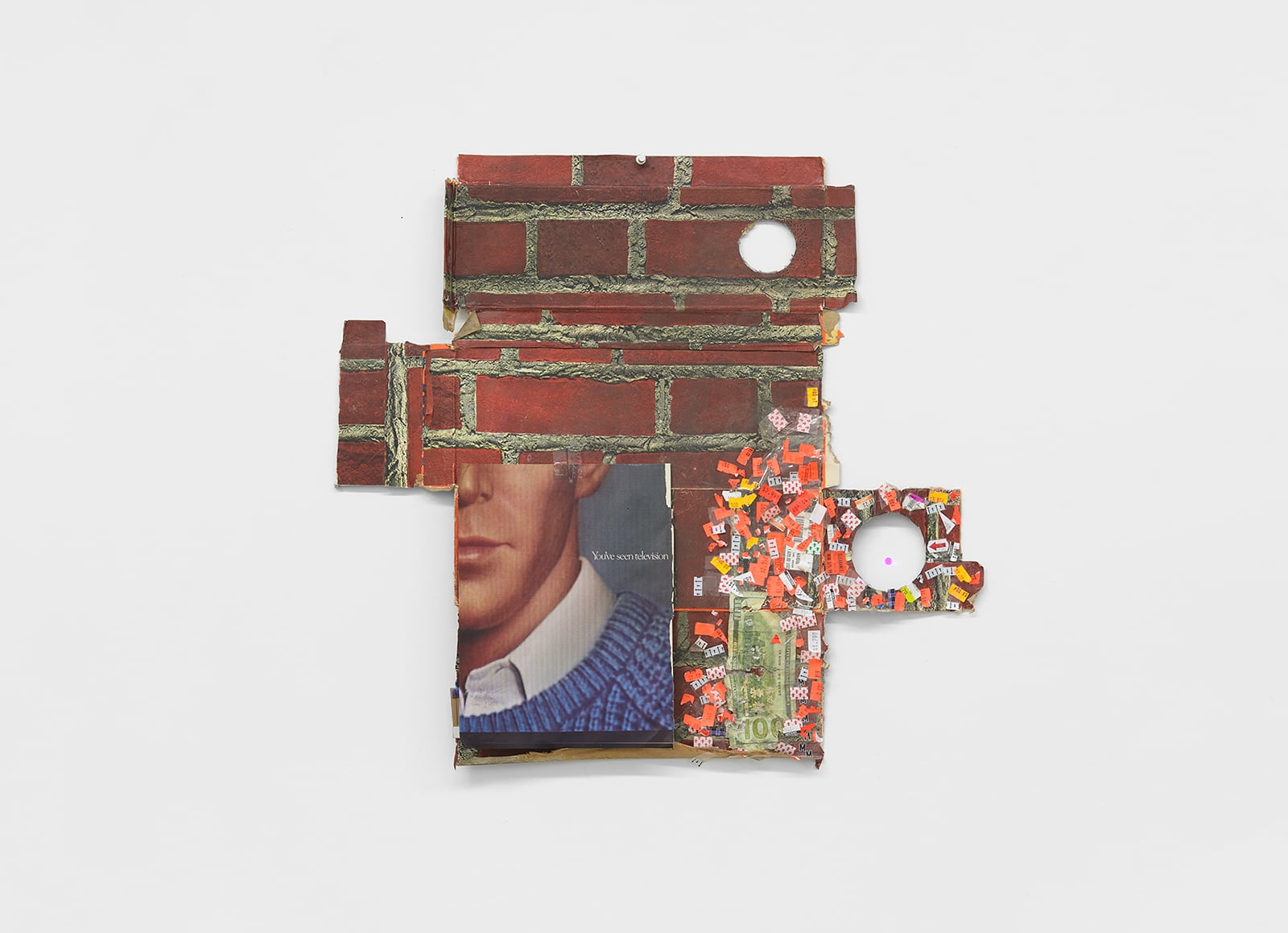 article image; primary-color: #D7D0CA;