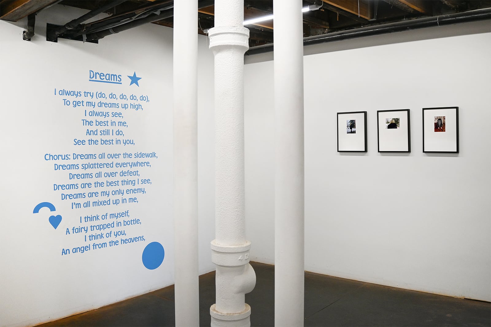 article image; primary-color: #B4B5B0;