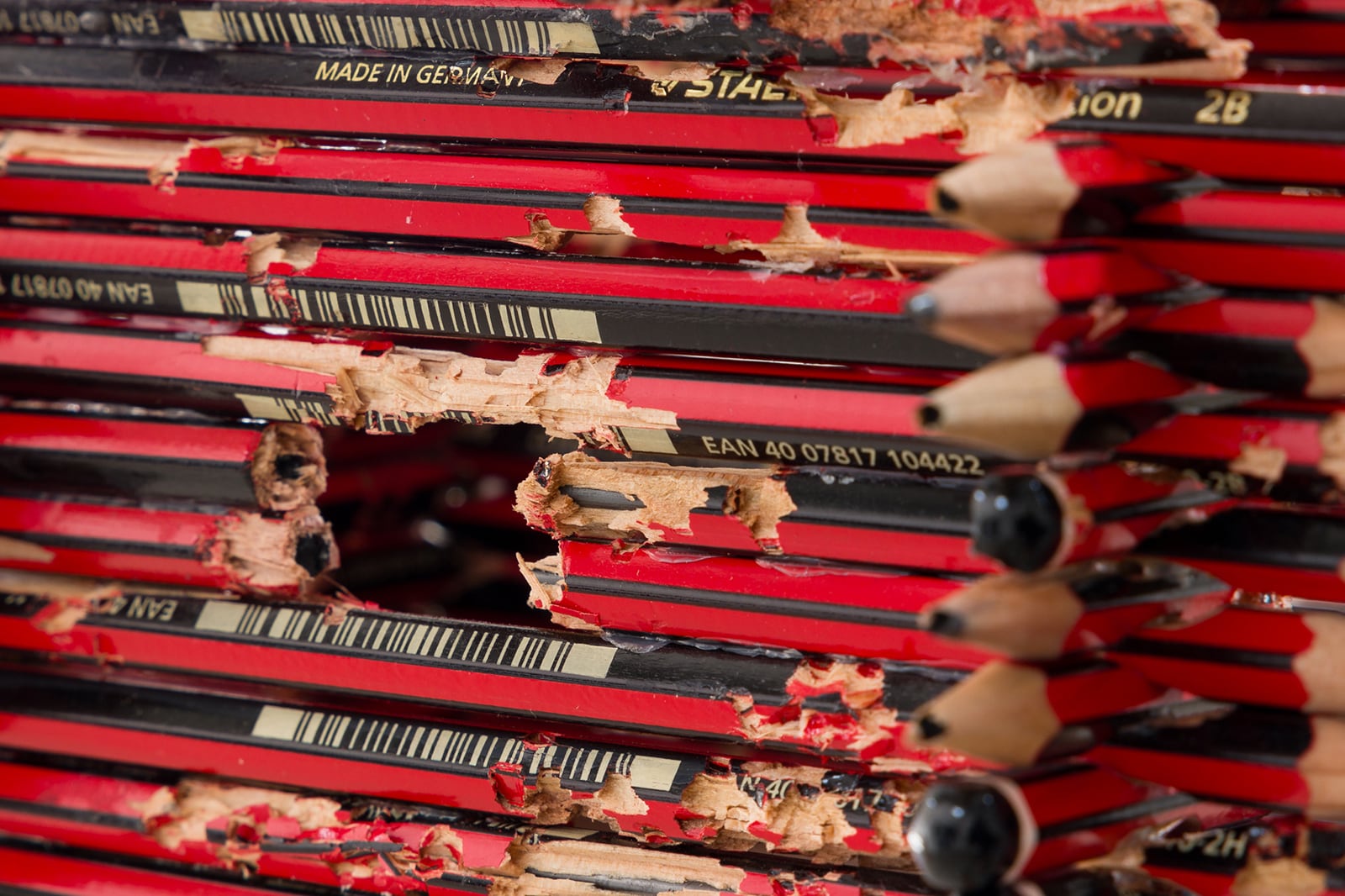 article image; primary-color: #823839;