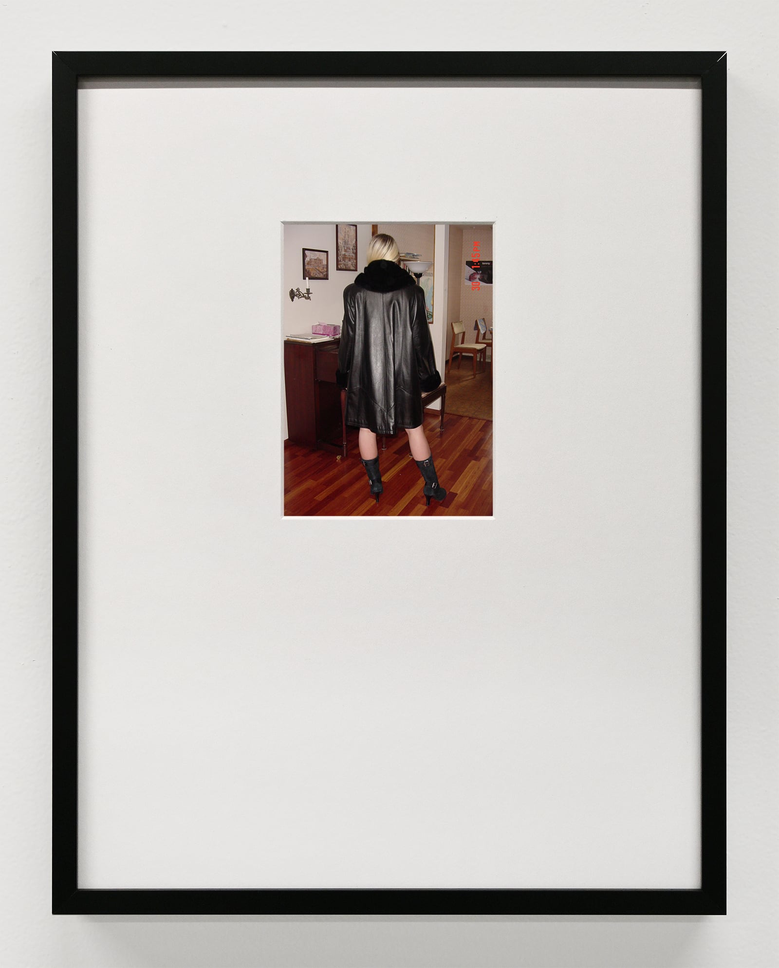 article image; primary-color: #BDBAB3;