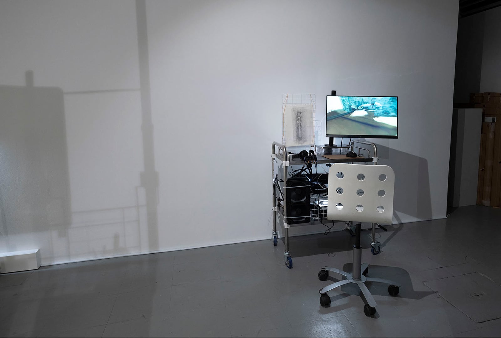 article image; primary-color: #73777A;