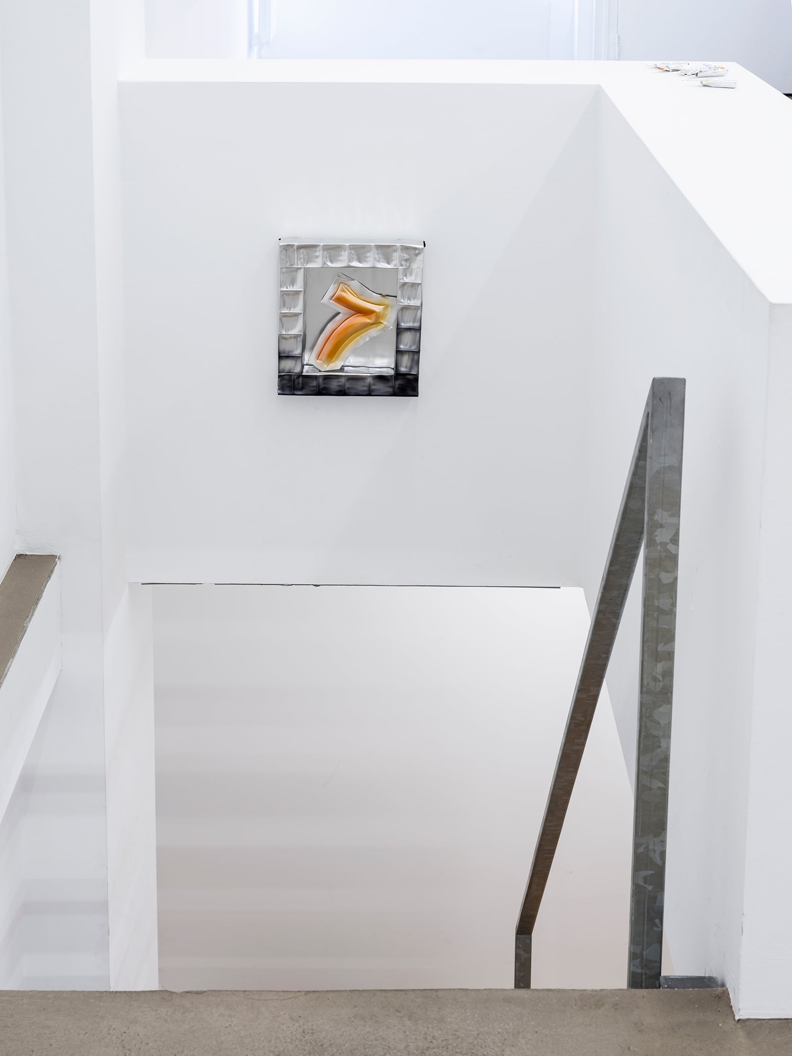 article image; primary-color: #CBCACF;