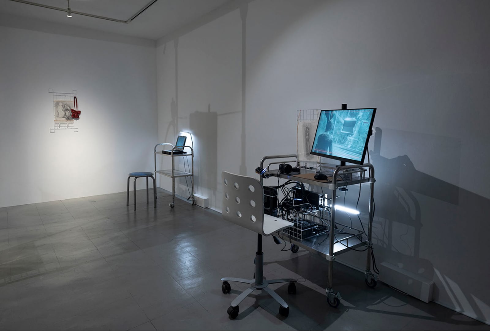 article image; primary-color: #60636A;