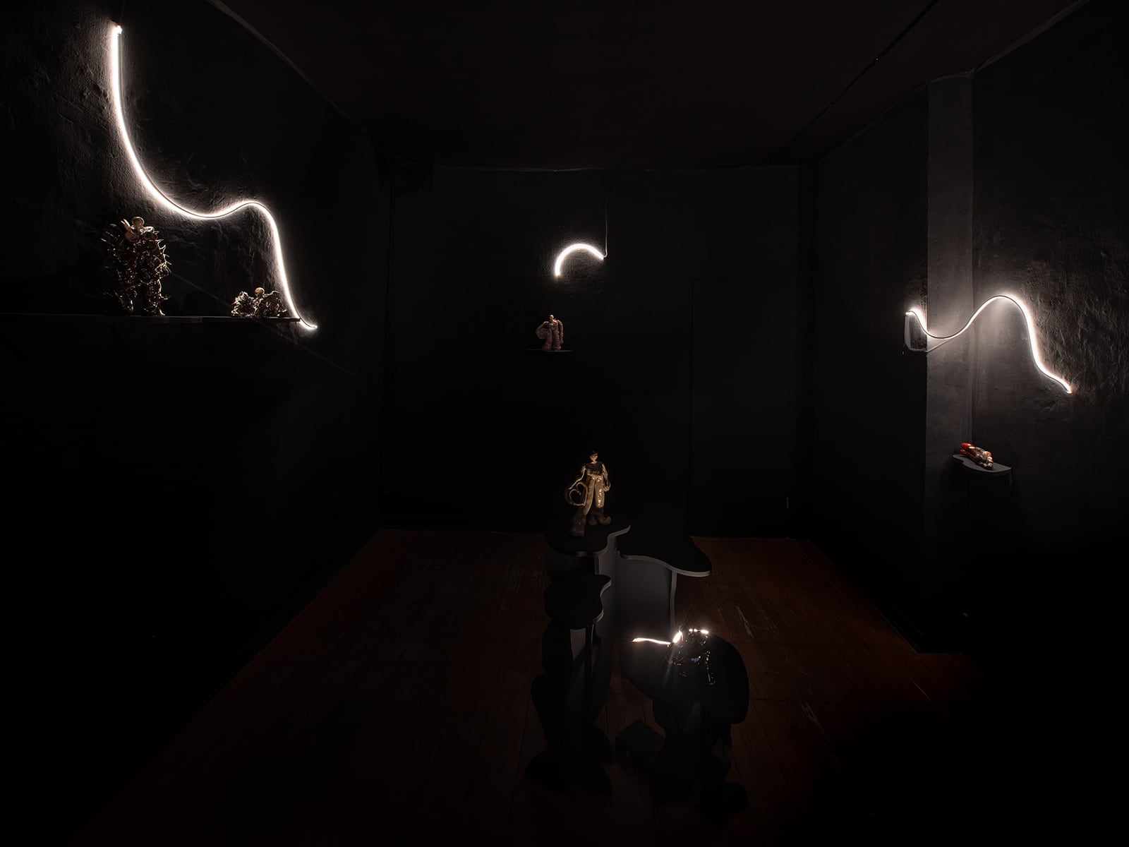 article image; primary-color: #0E0A07;