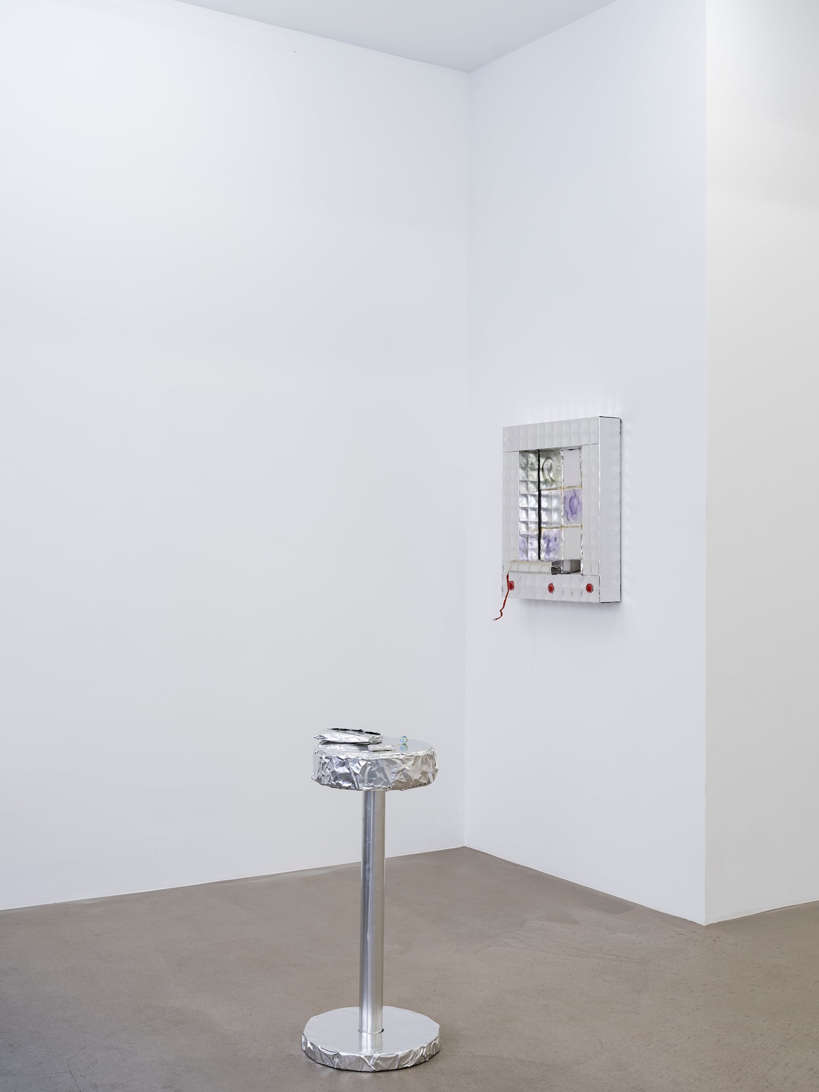 article image; primary-color: #CBCACF;