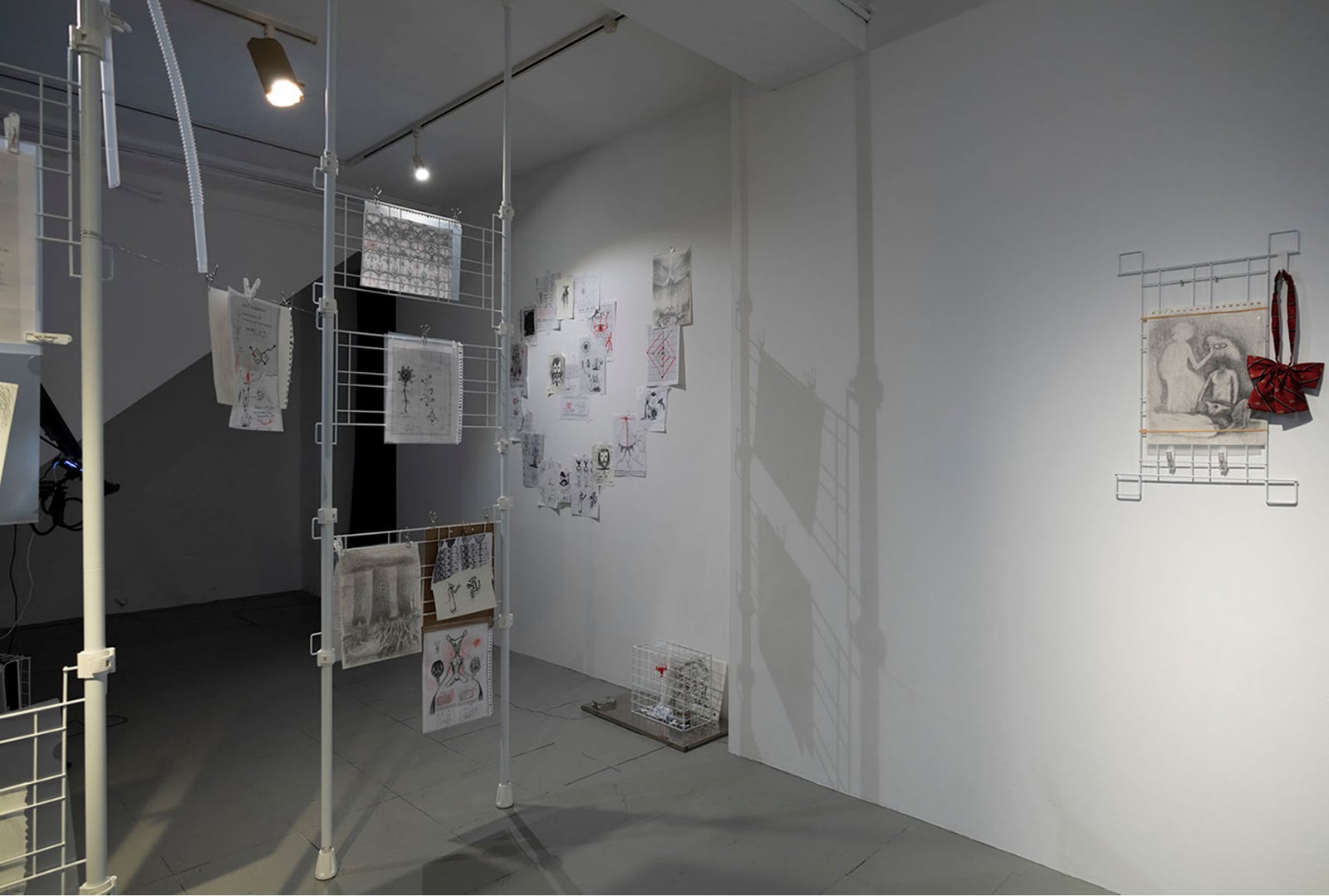 article image; primary-color: #73746F;