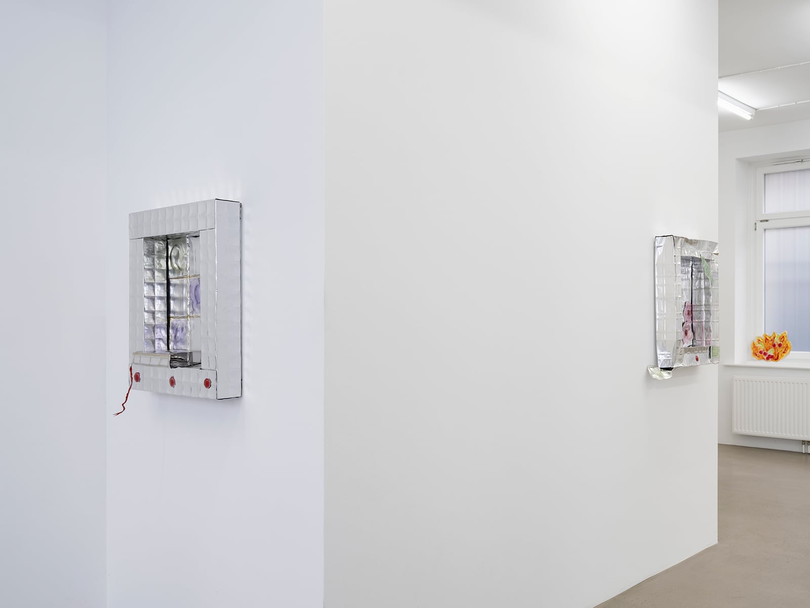 article image; primary-color: #D0CFD4;