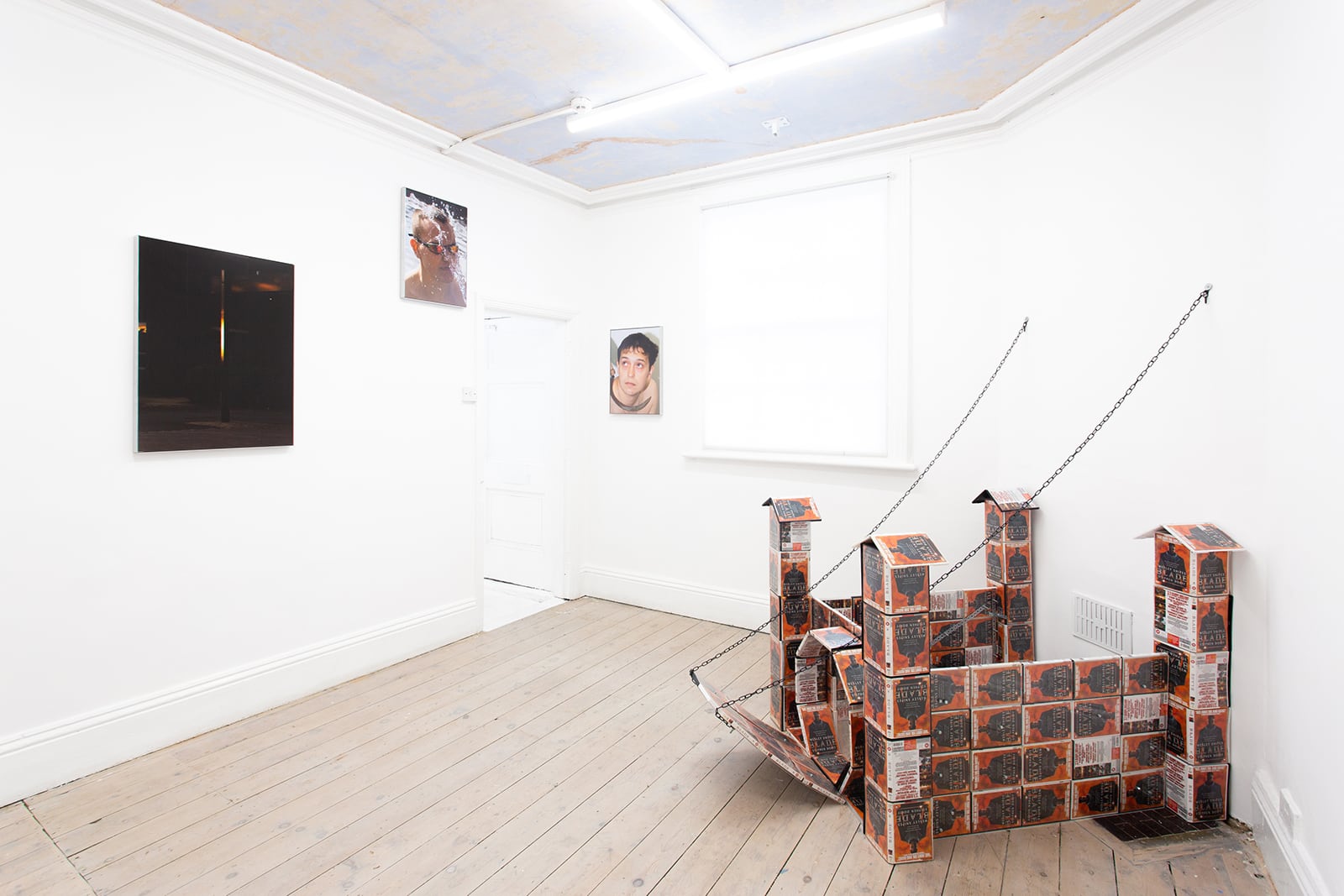 article image; primary-color: #DAD3CD;