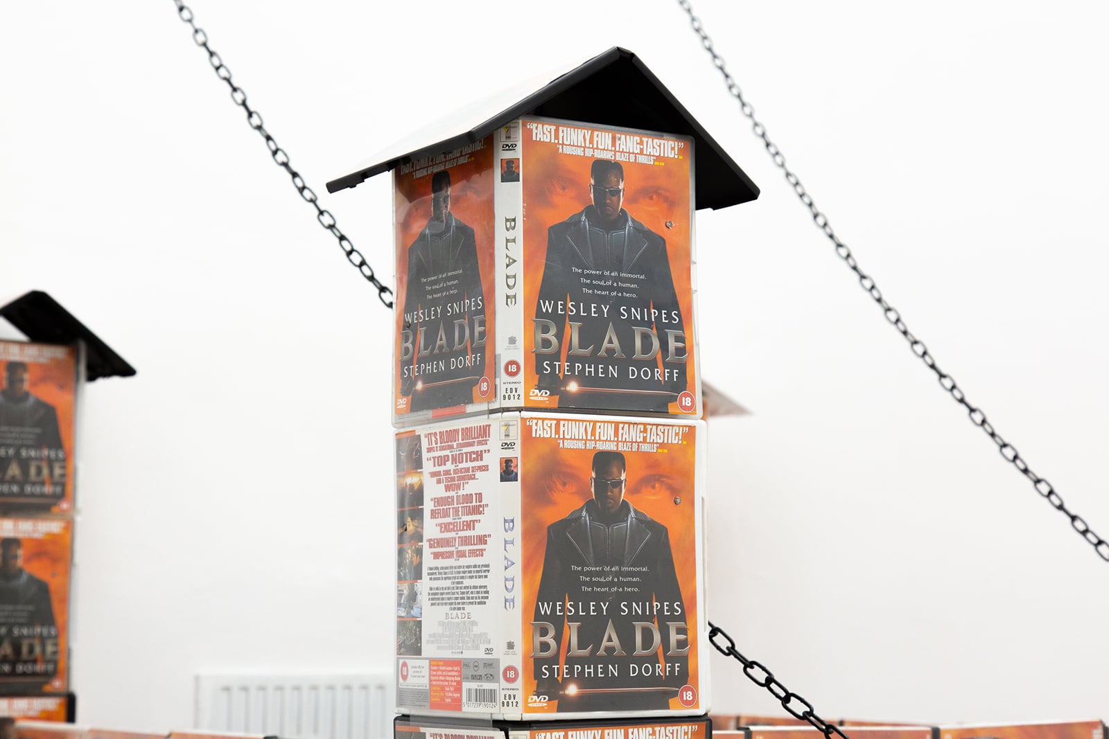 article image; primary-color: #D7D0CA;