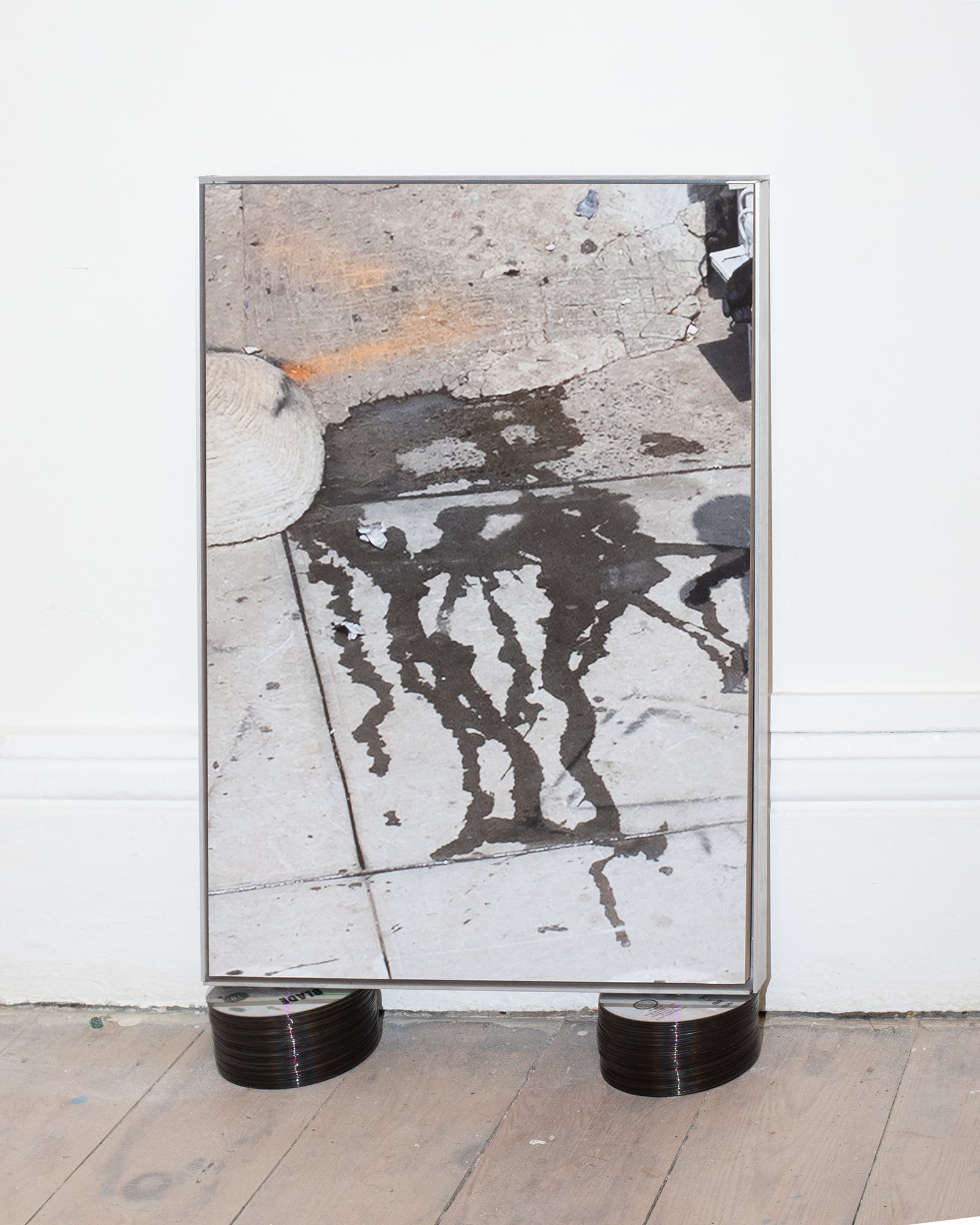 article image; primary-color: #C7C3C0;