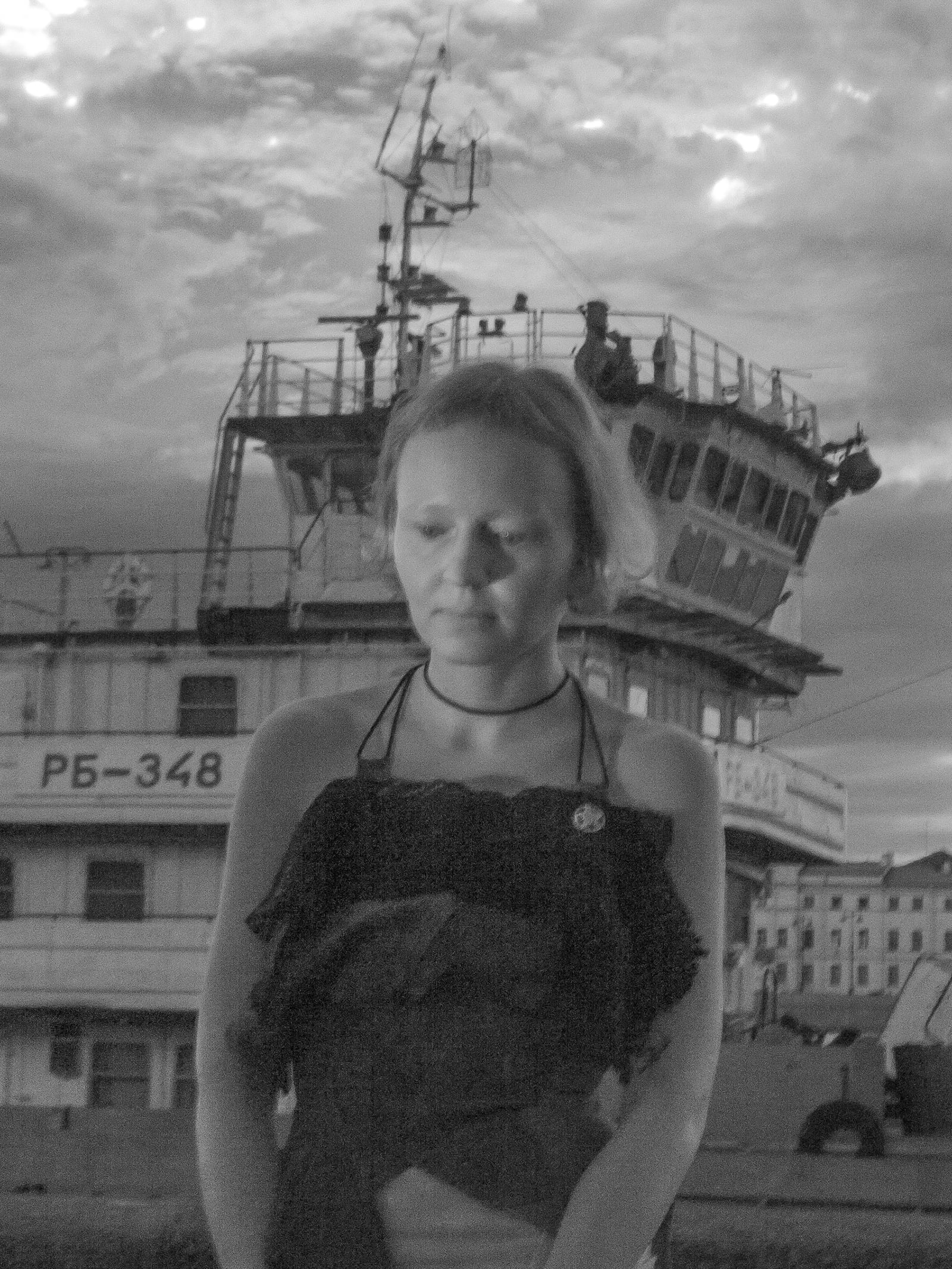 article image; primary-color: #6C6C6C;