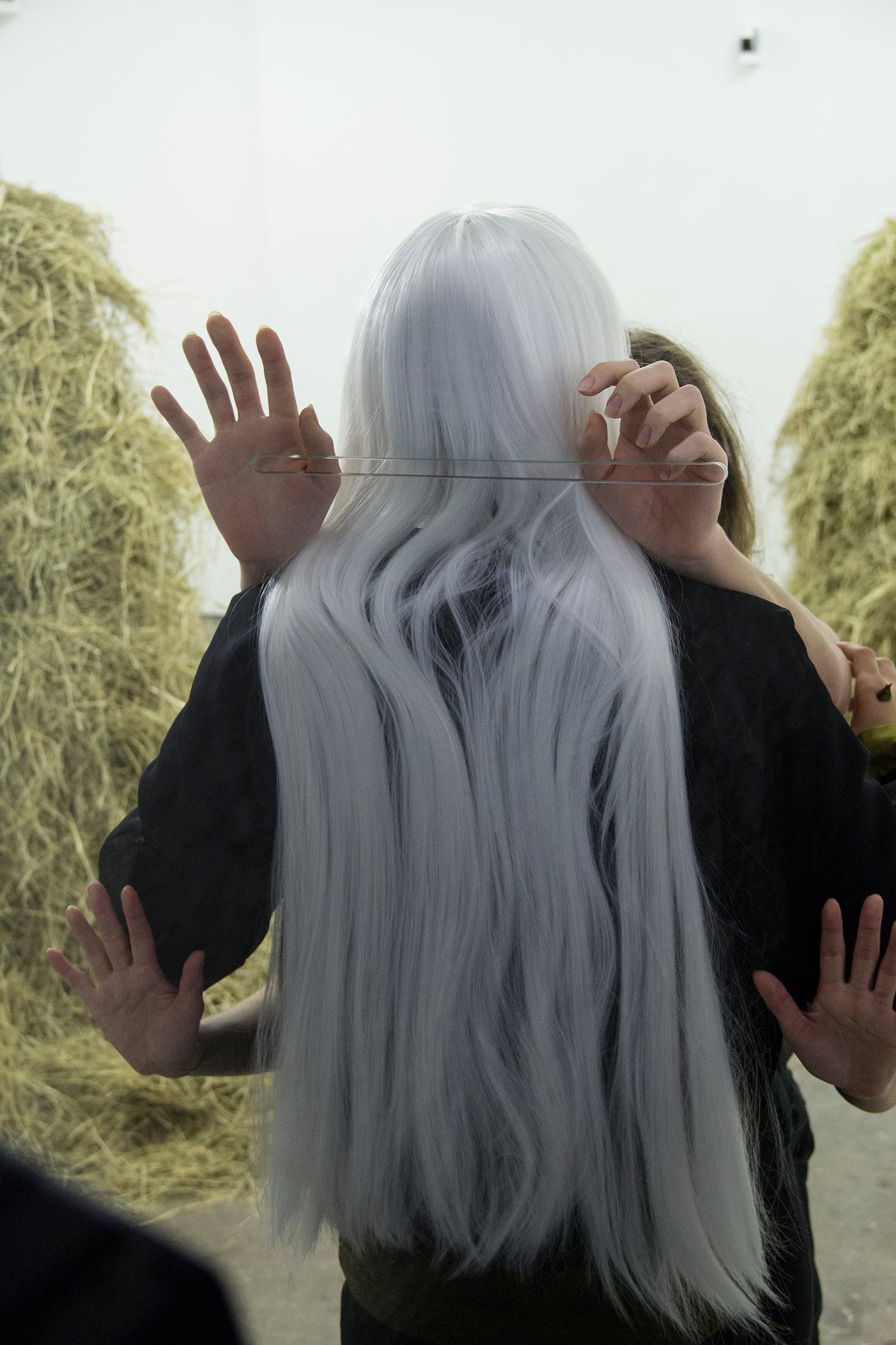 article image; primary-color: #807D76;