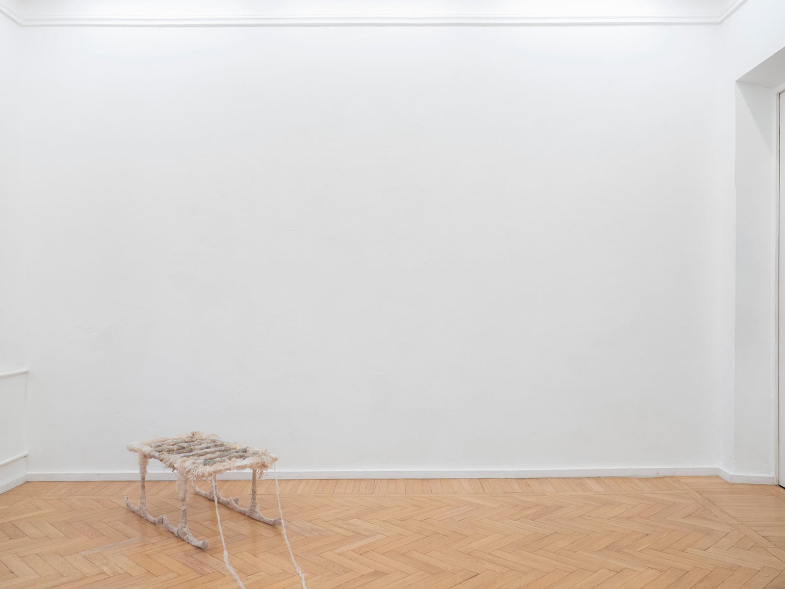 article image; primary-color: #D9D2CC;