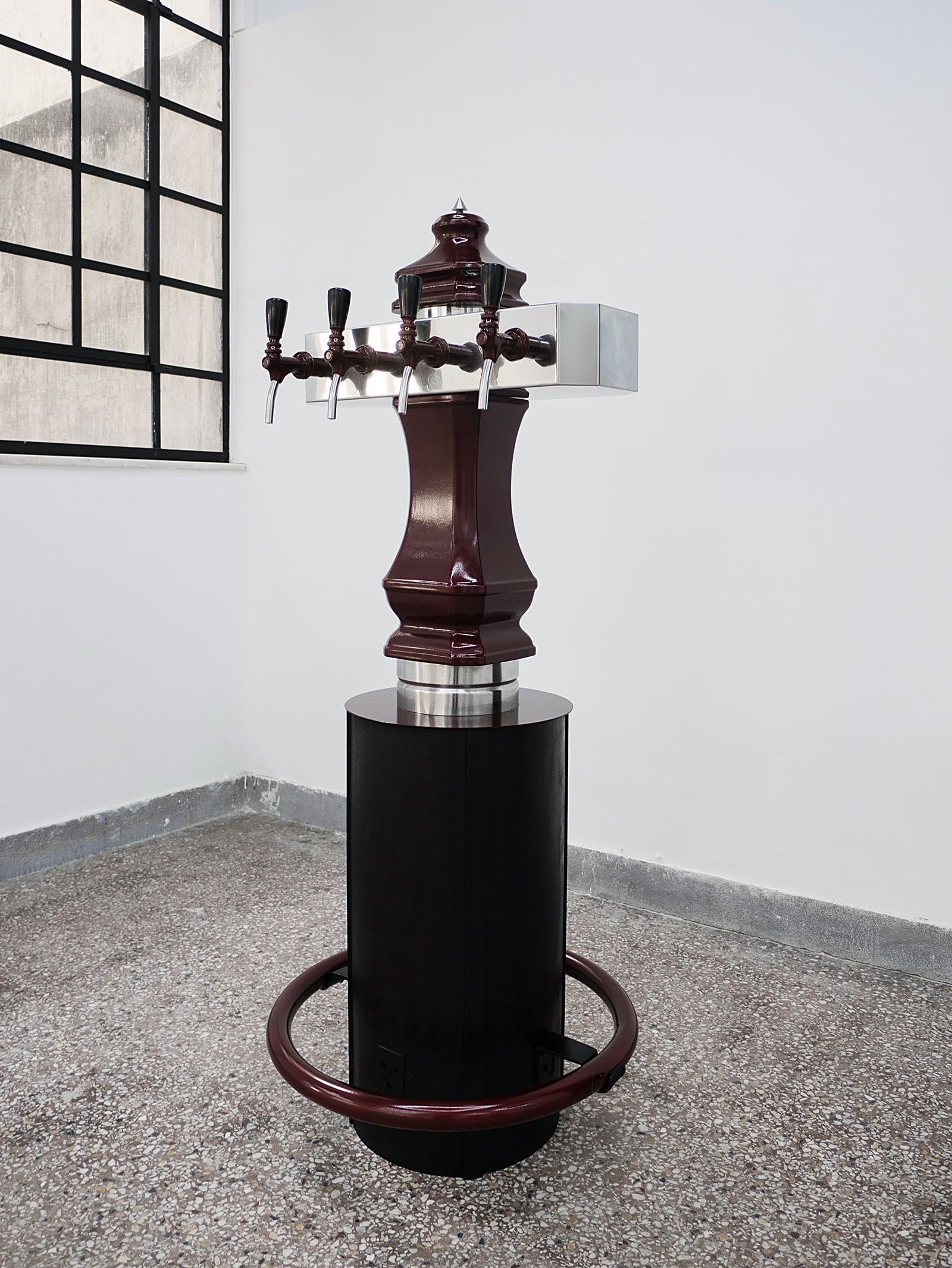 article image; primary-color: #AAA6A7;