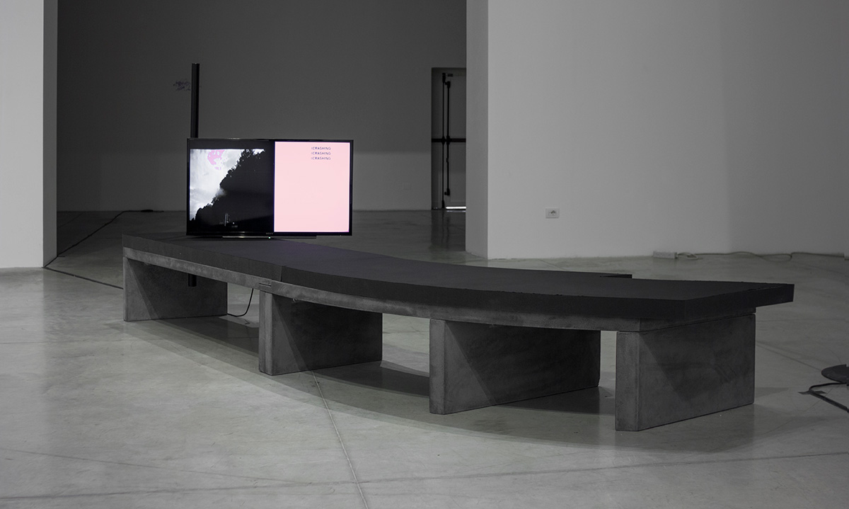 article image; primary-color: #626262;