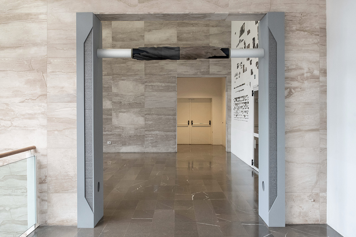 article image; primary-color: #A8A199;