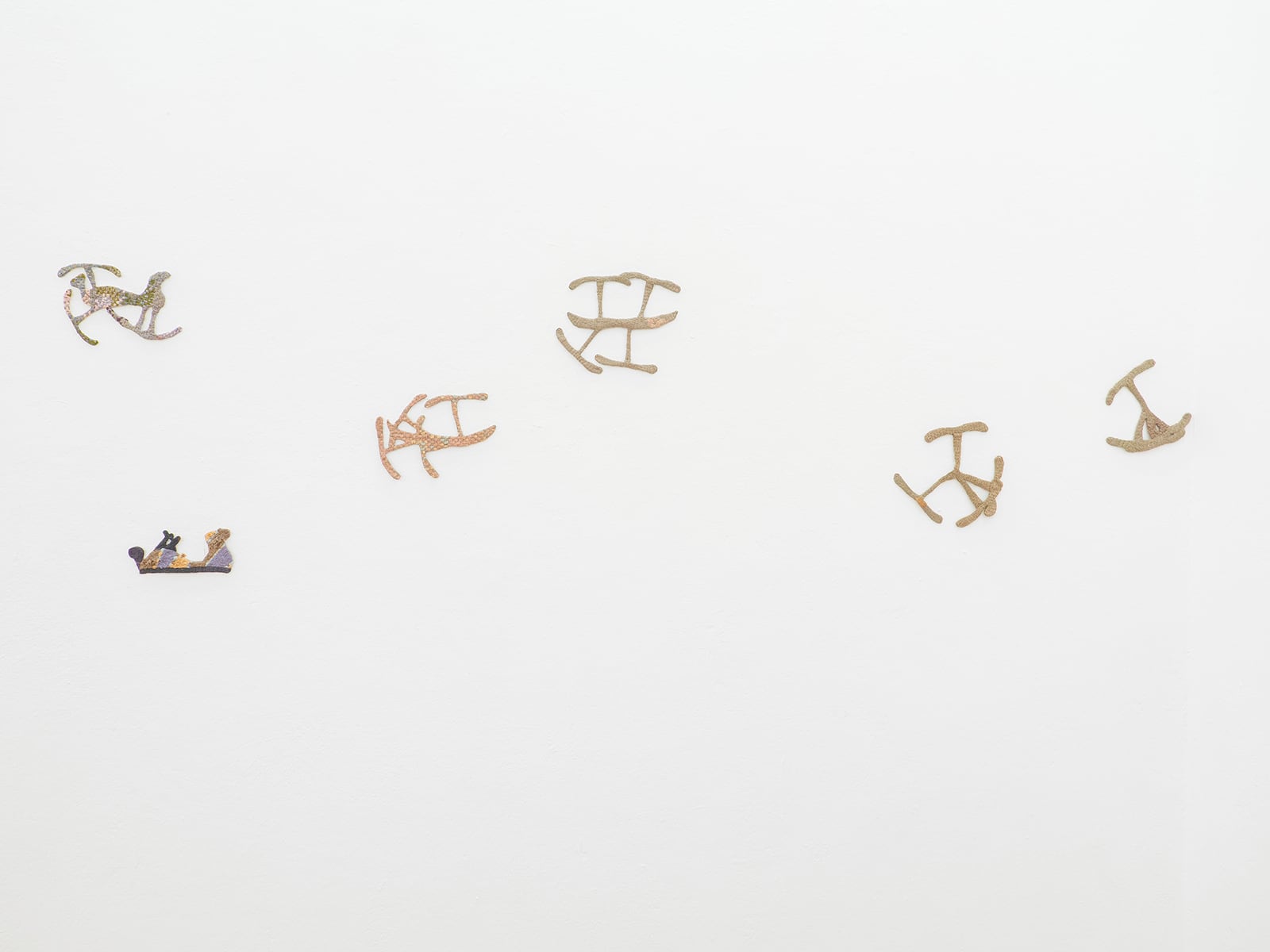 article image; primary-color: #EEEFEA;