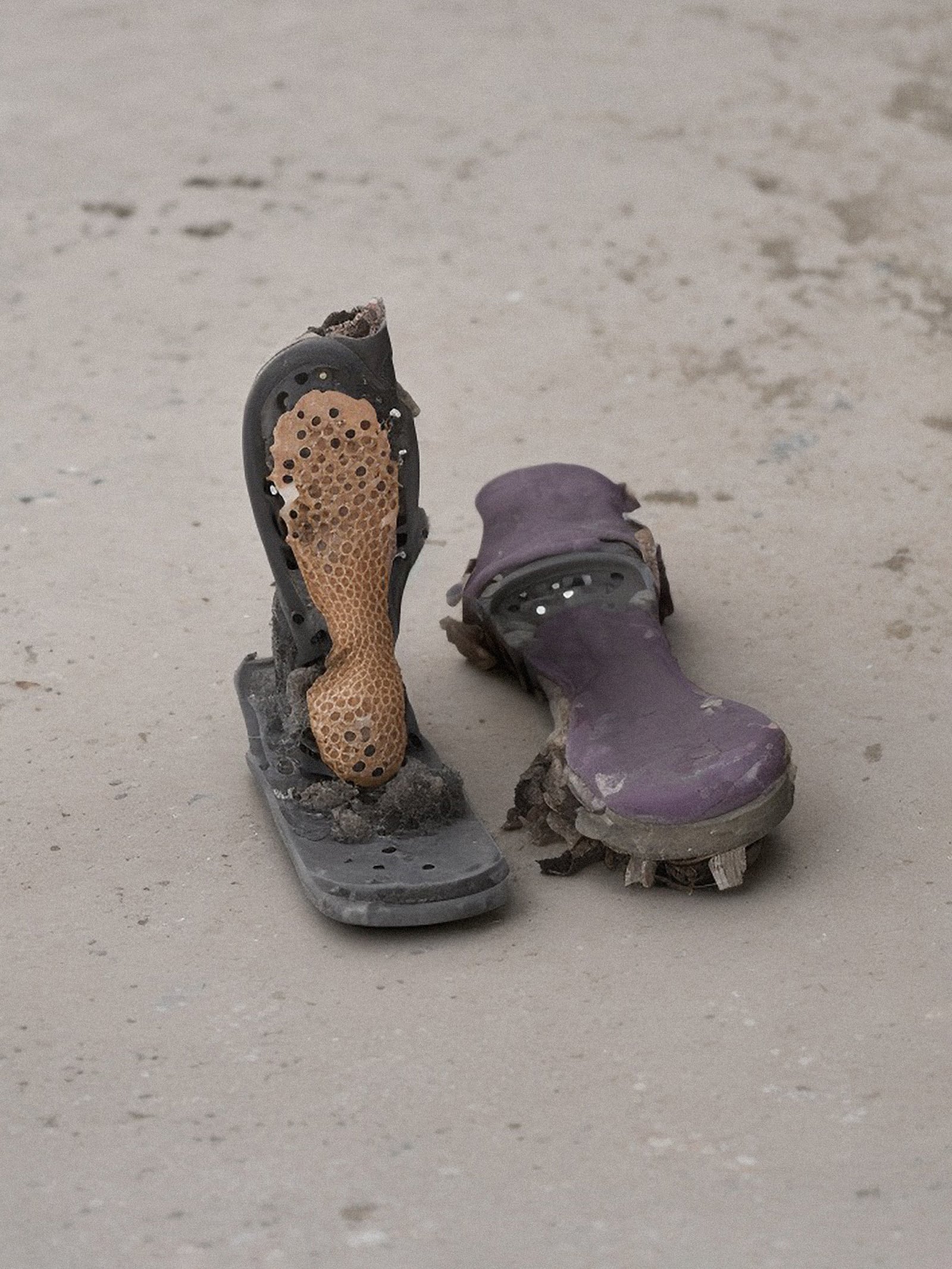 article image; primary-color: #9E9791;