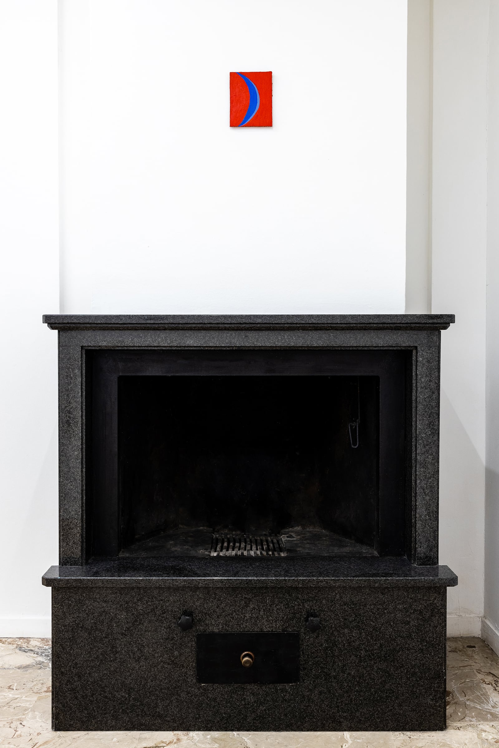 article image; primary-color: #8E8A87;