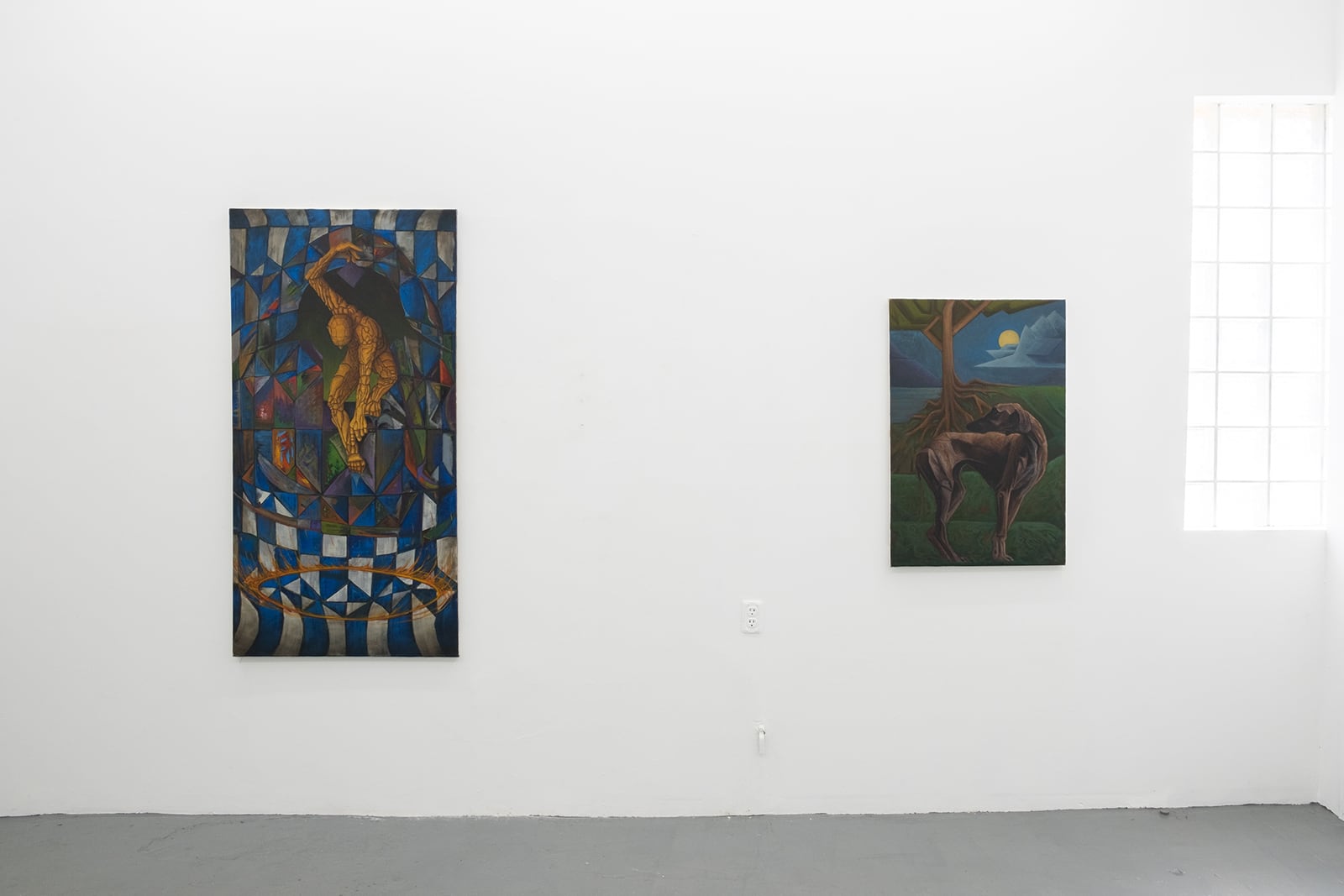 article image; primary-color: #CBCBCB;