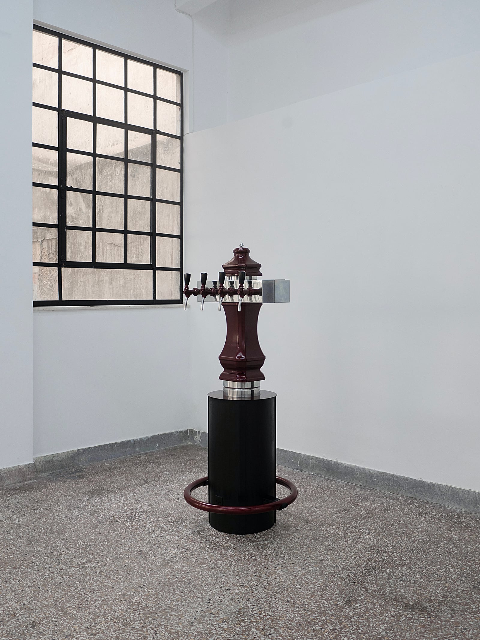 article image; primary-color: #A2A2A2;