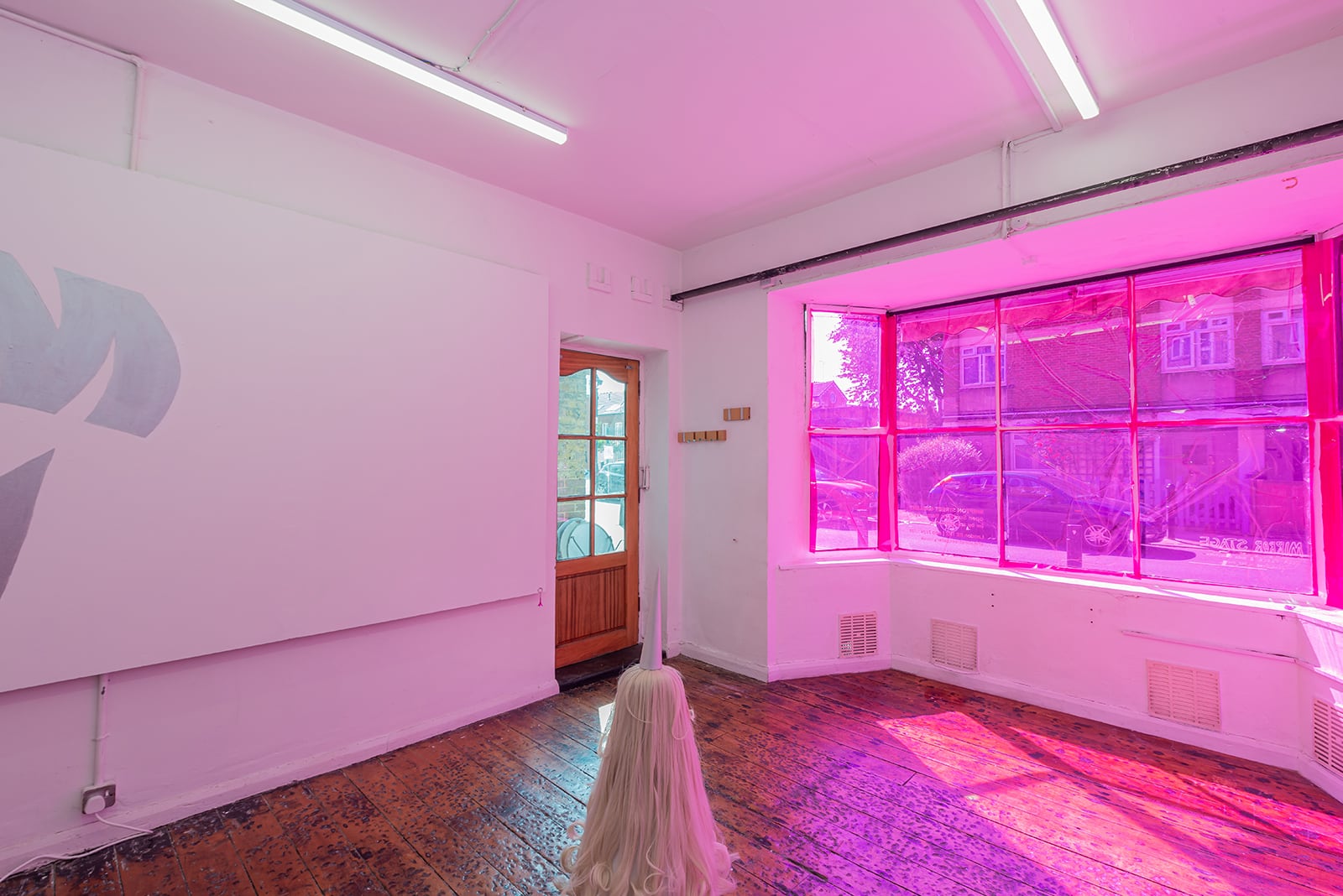 article image; primary-color: #C47CAC;