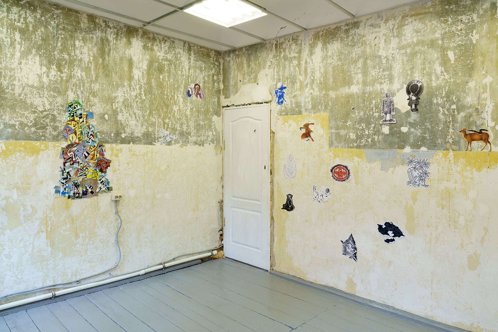 article image; primary-color: #B4B49C;