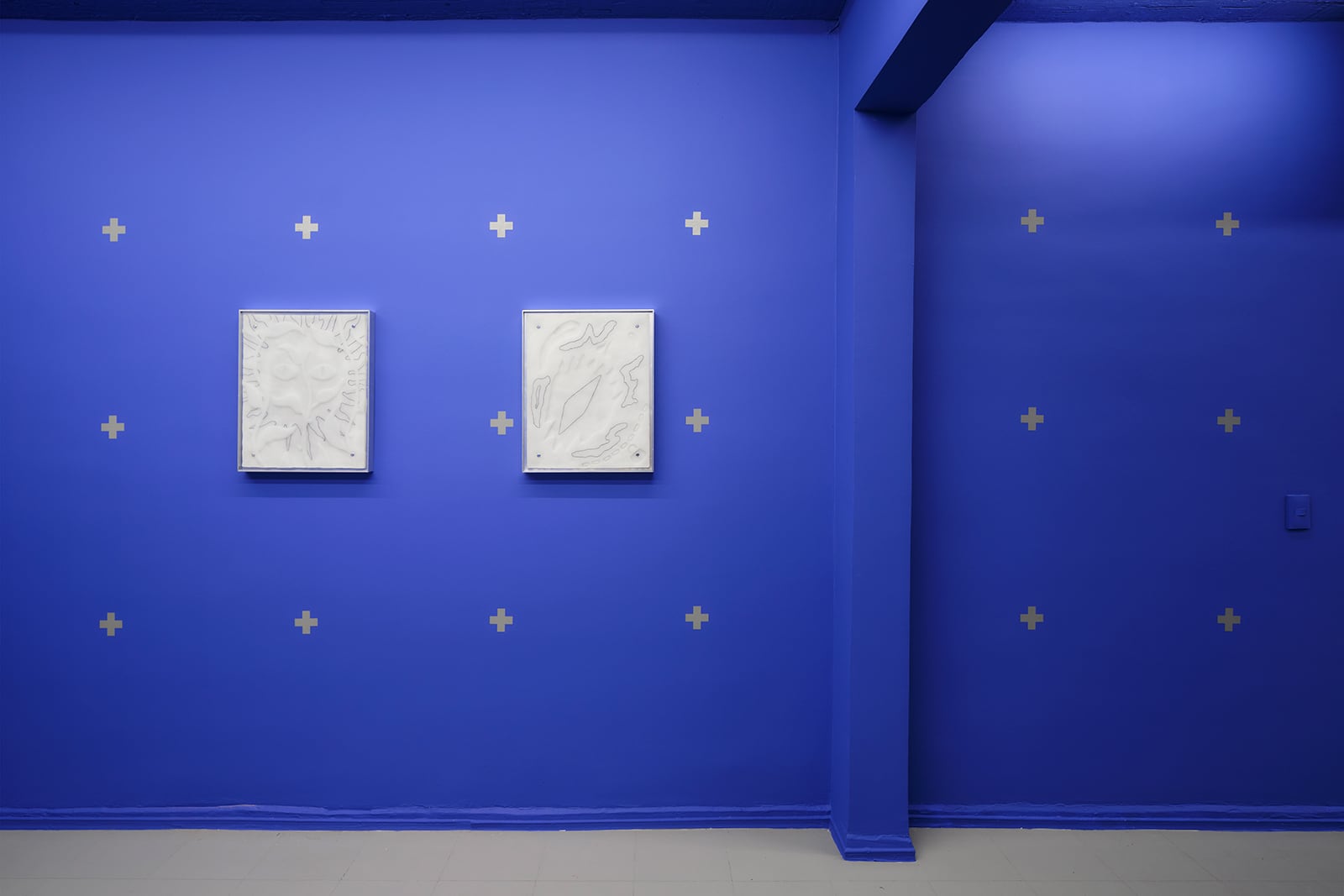 article image; primary-color: #404EA6;