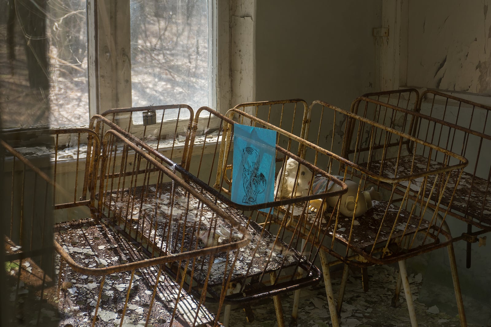 article image; primary-color: #504939;