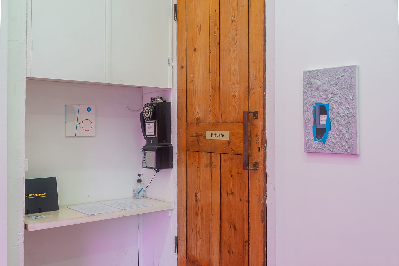 article image; primary-color: #B59D9B;