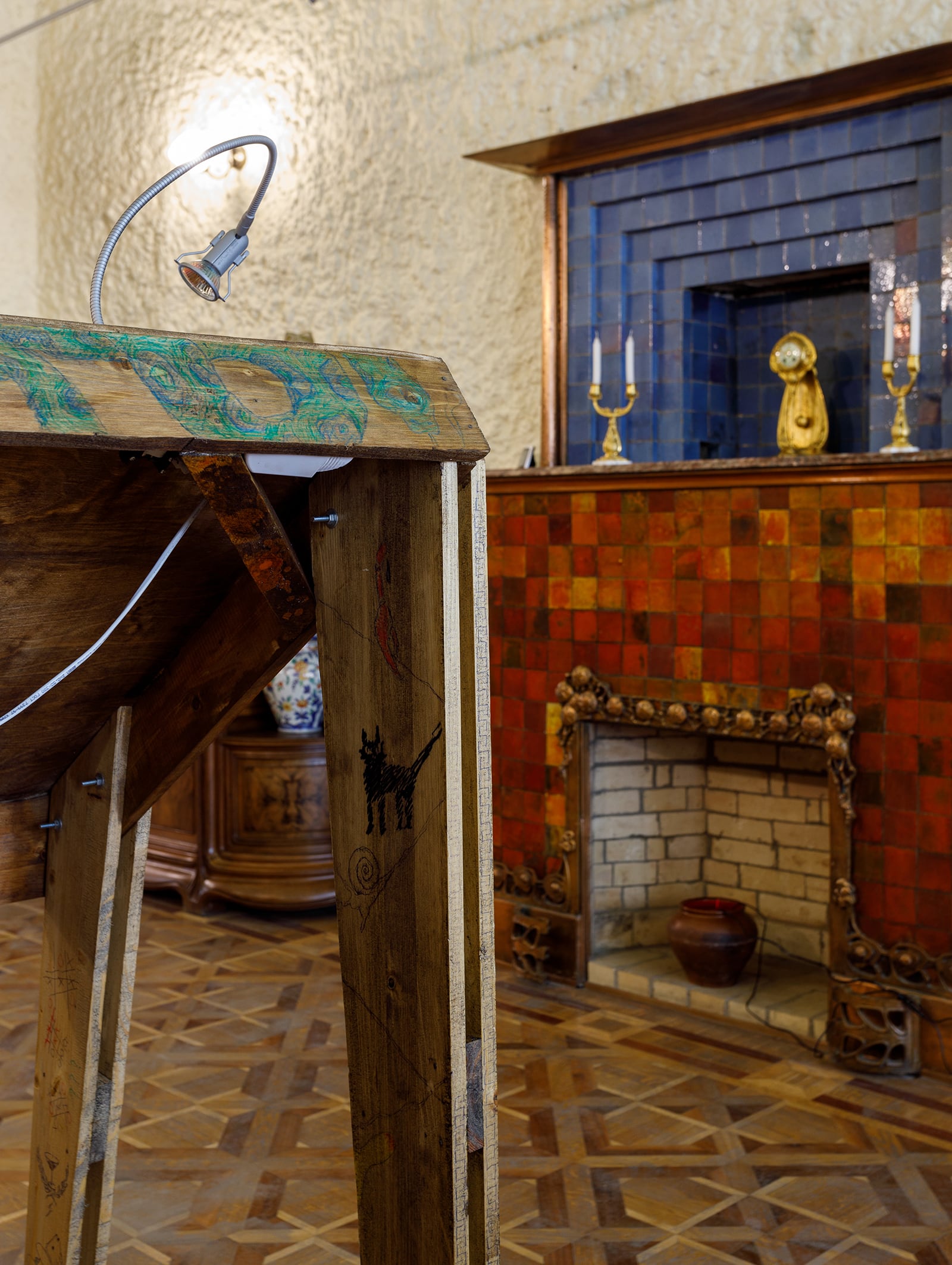 article image; primary-color: #6F573F;