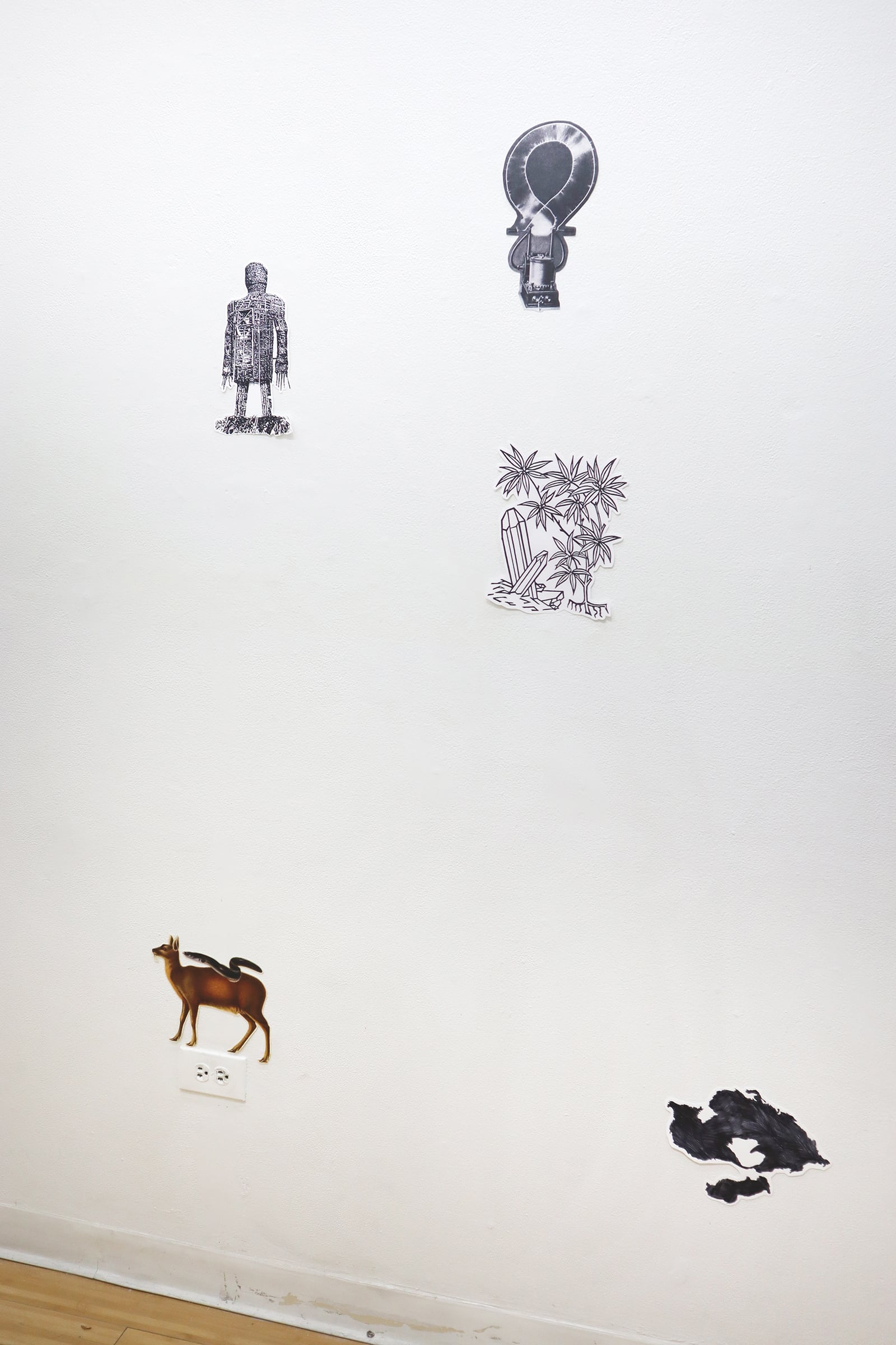 article image; primary-color: #E3DFDC;