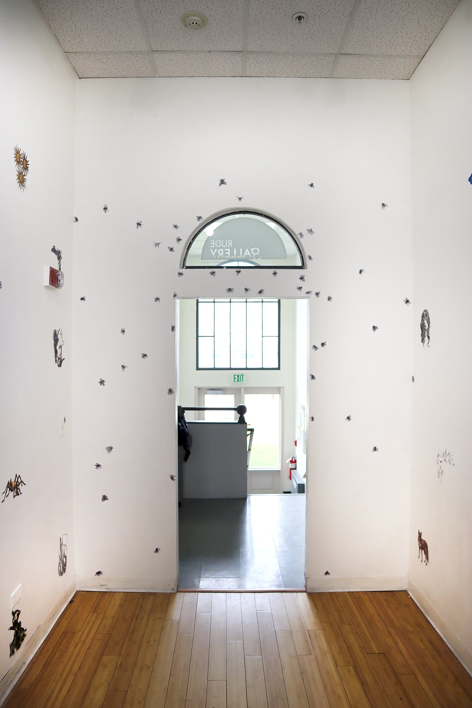 article image; primary-color: #BDB6AE;