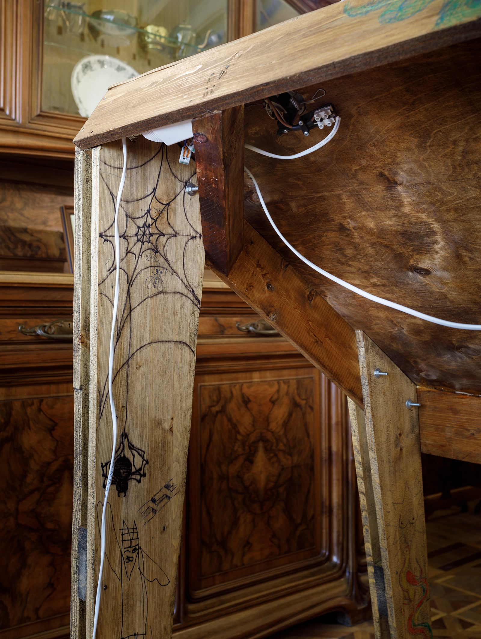 article image; primary-color: #604830;