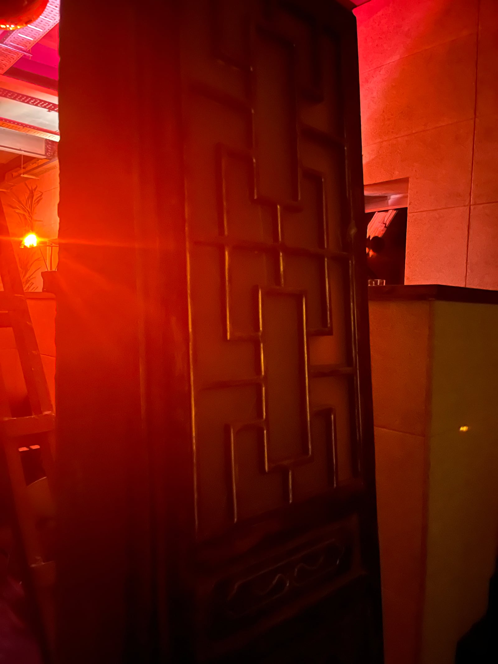 article image; primary-color: #711506;