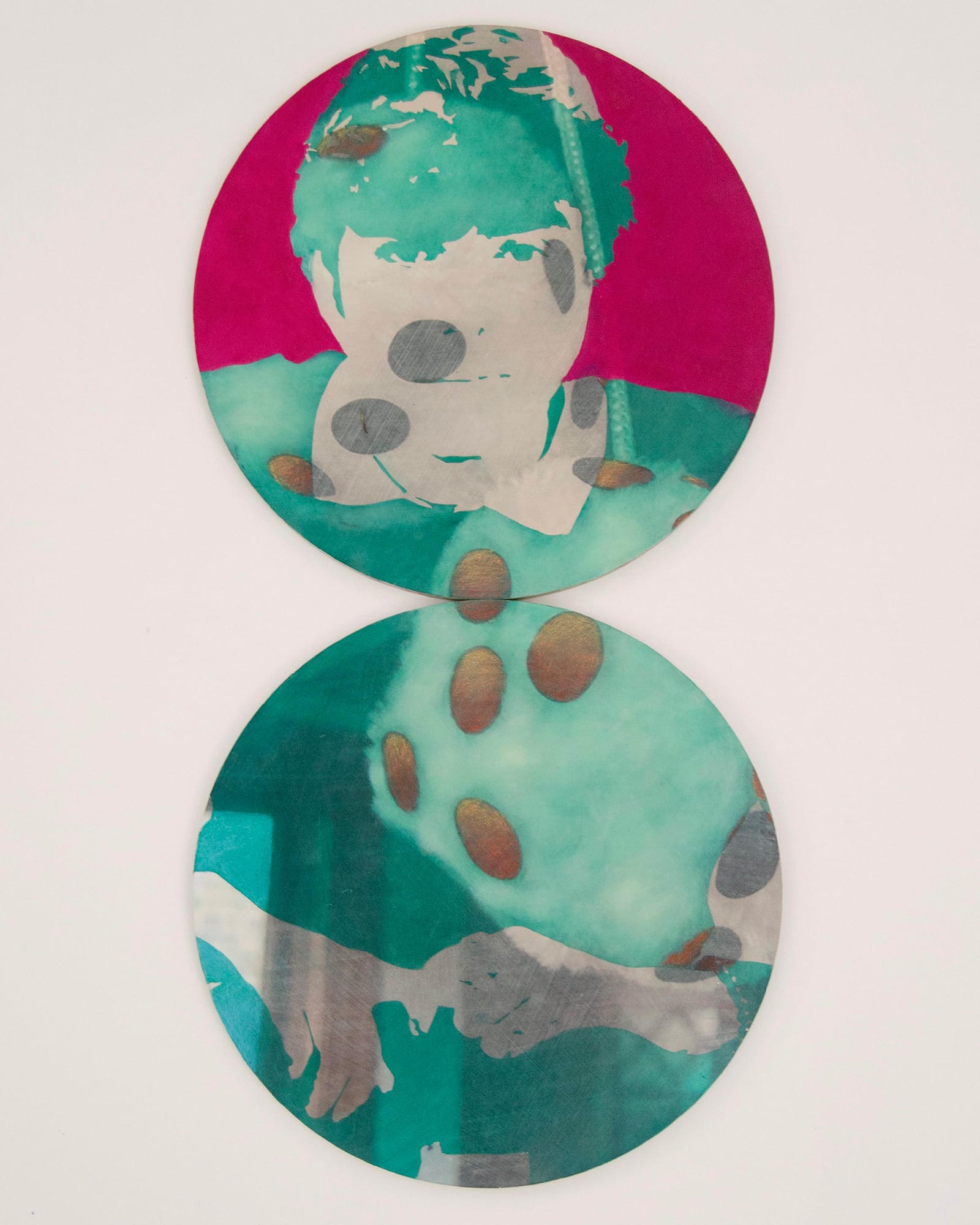 article image; primary-color: #B1B6B0;