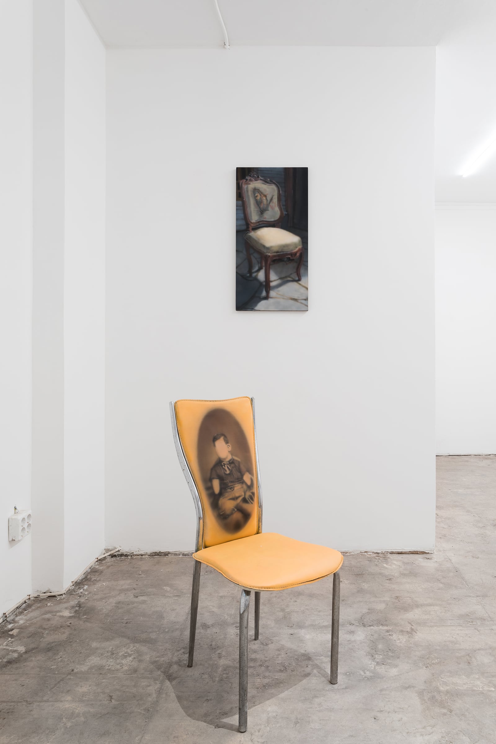 article image; primary-color: #CAC3BD;