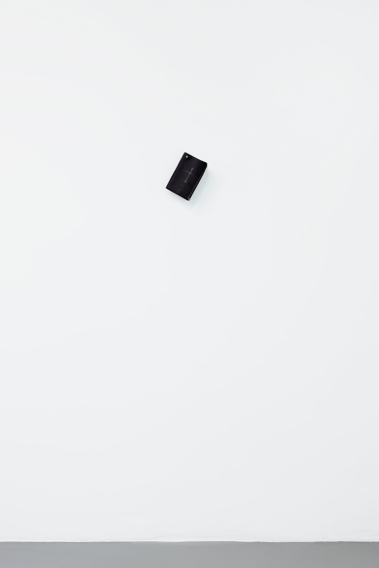 article image; primary-color: #E8ECEF;