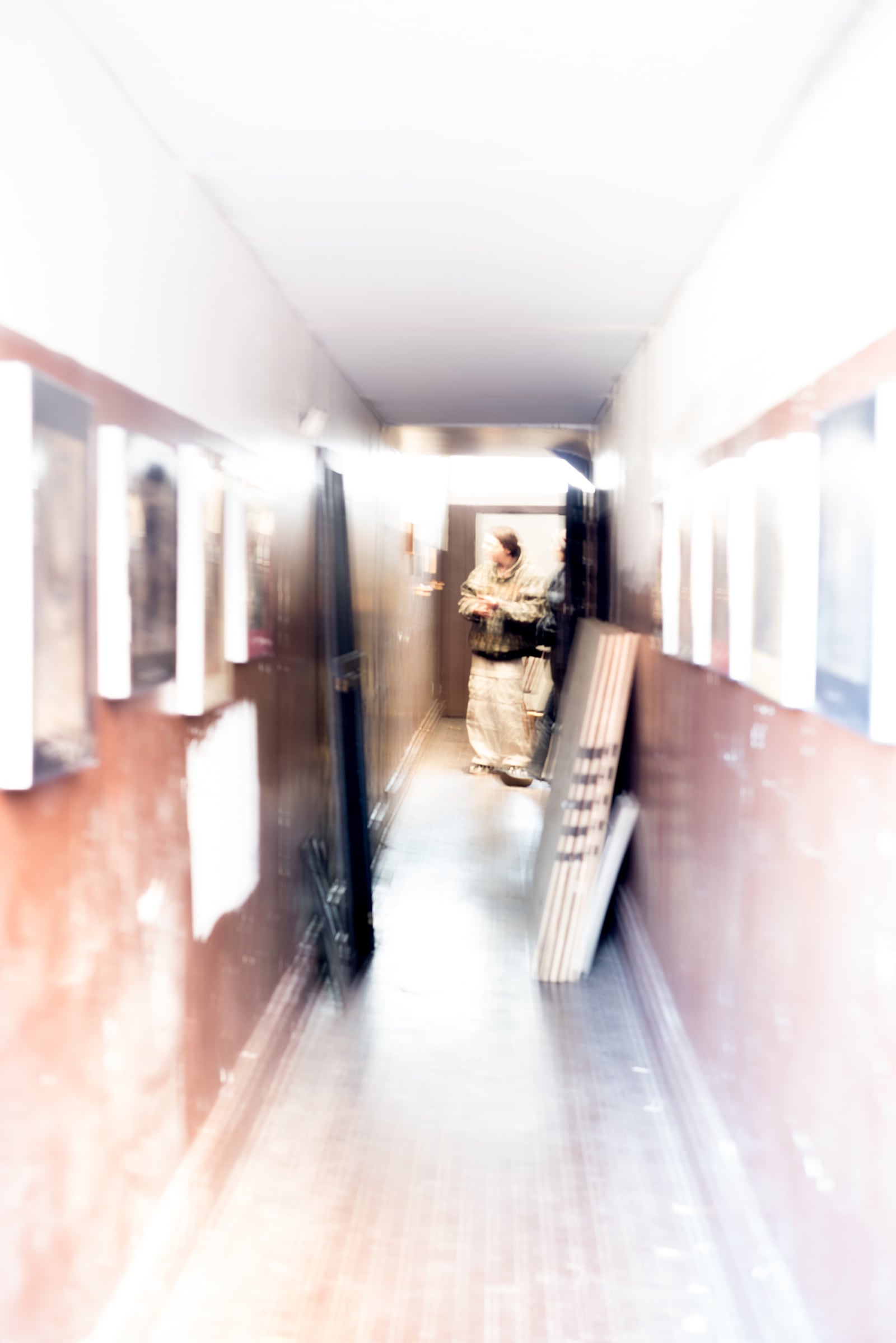 article image; primary-color: #E0D6D5;