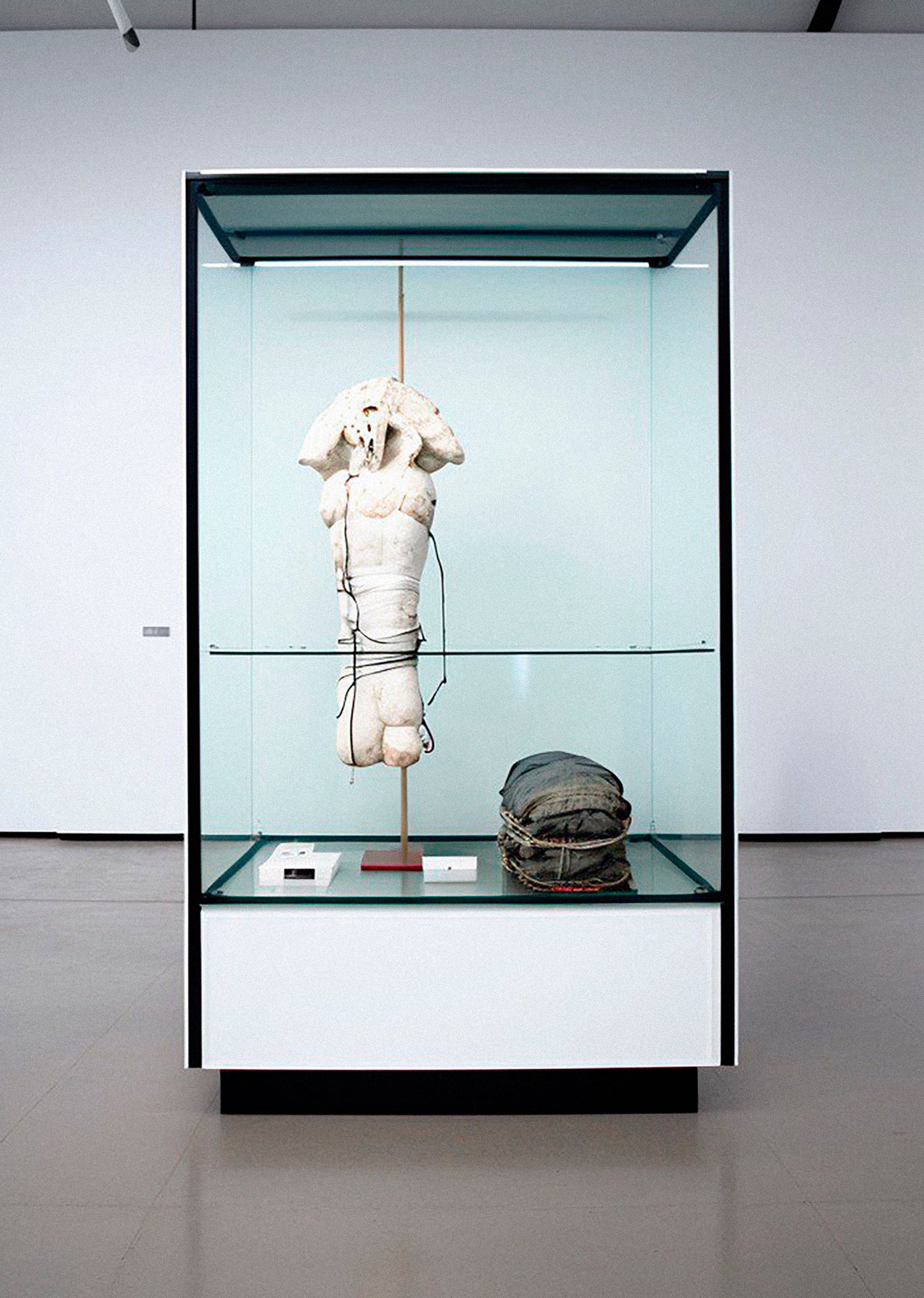 article image; primary-color: #A8AFB5;