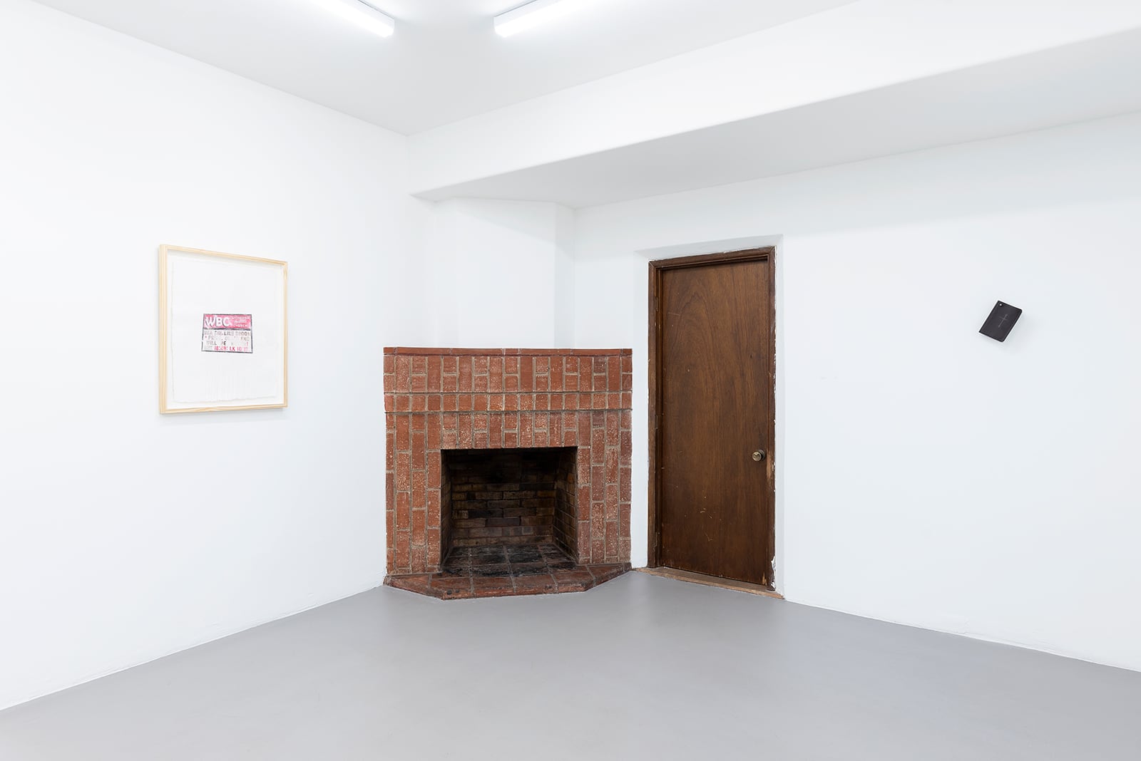 article image; primary-color: #D3CFD0;